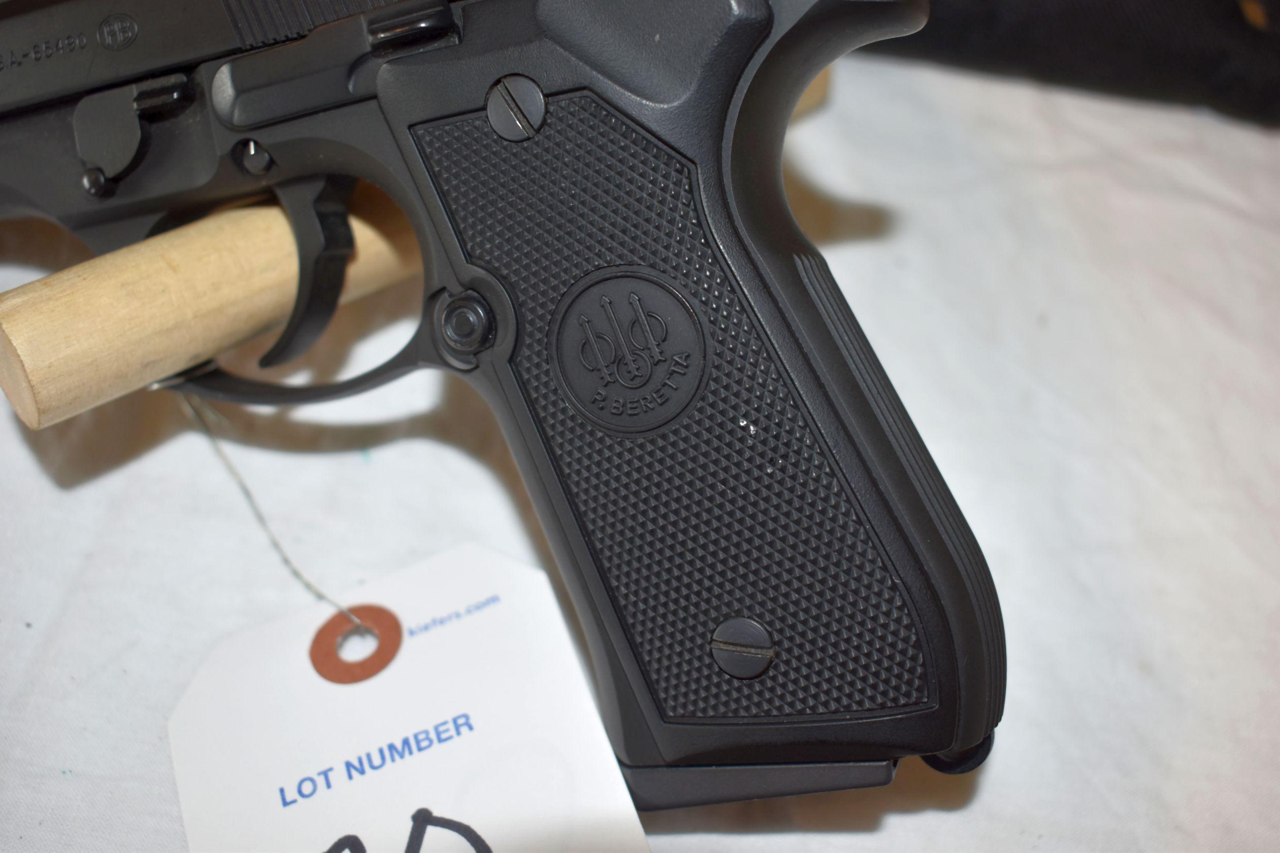 Beretta US 9mm M9, SN:M94764, With Soft Case