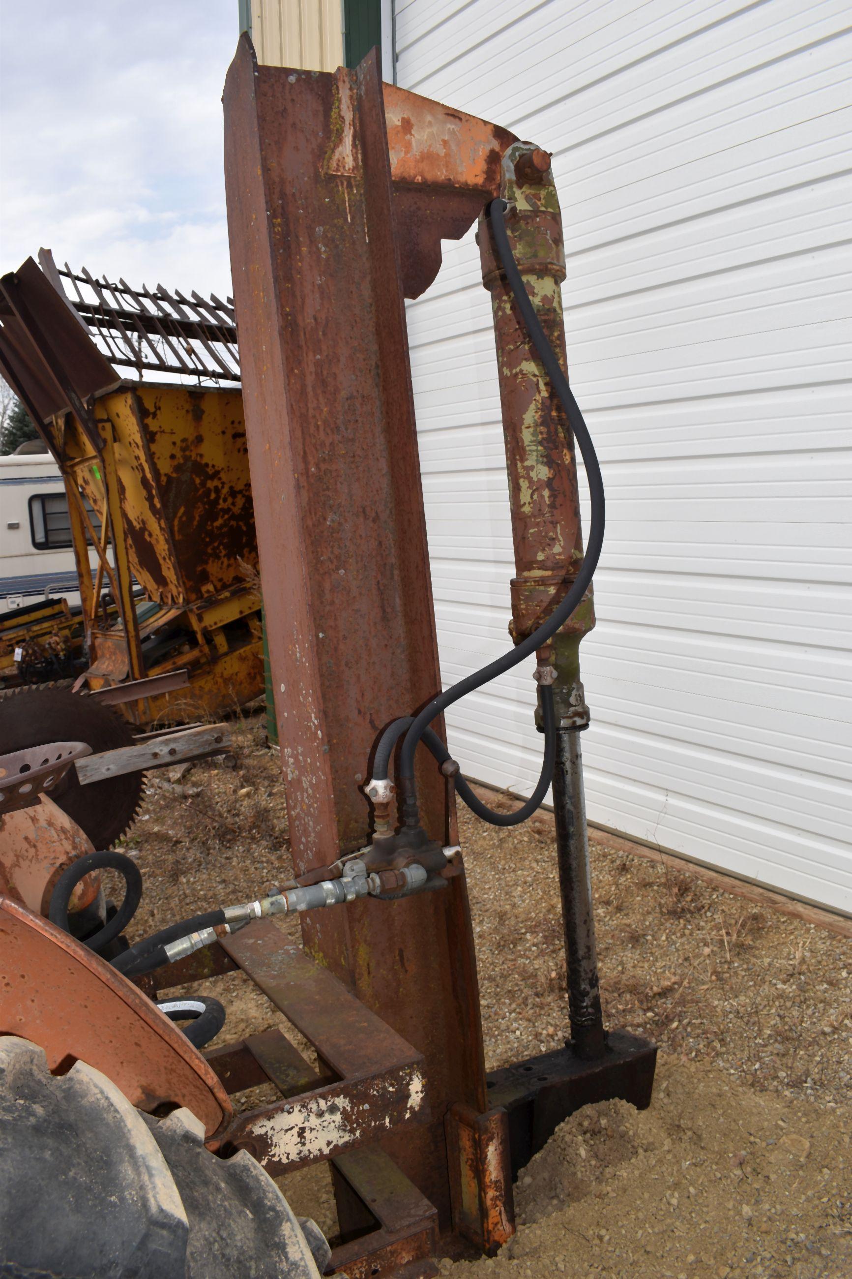 Allis Chalmers WD Gas Tractor, W/F, 13.6x28 Tires, Fender W/ PTO Vertical Log Splitter, PTO, 3 Point