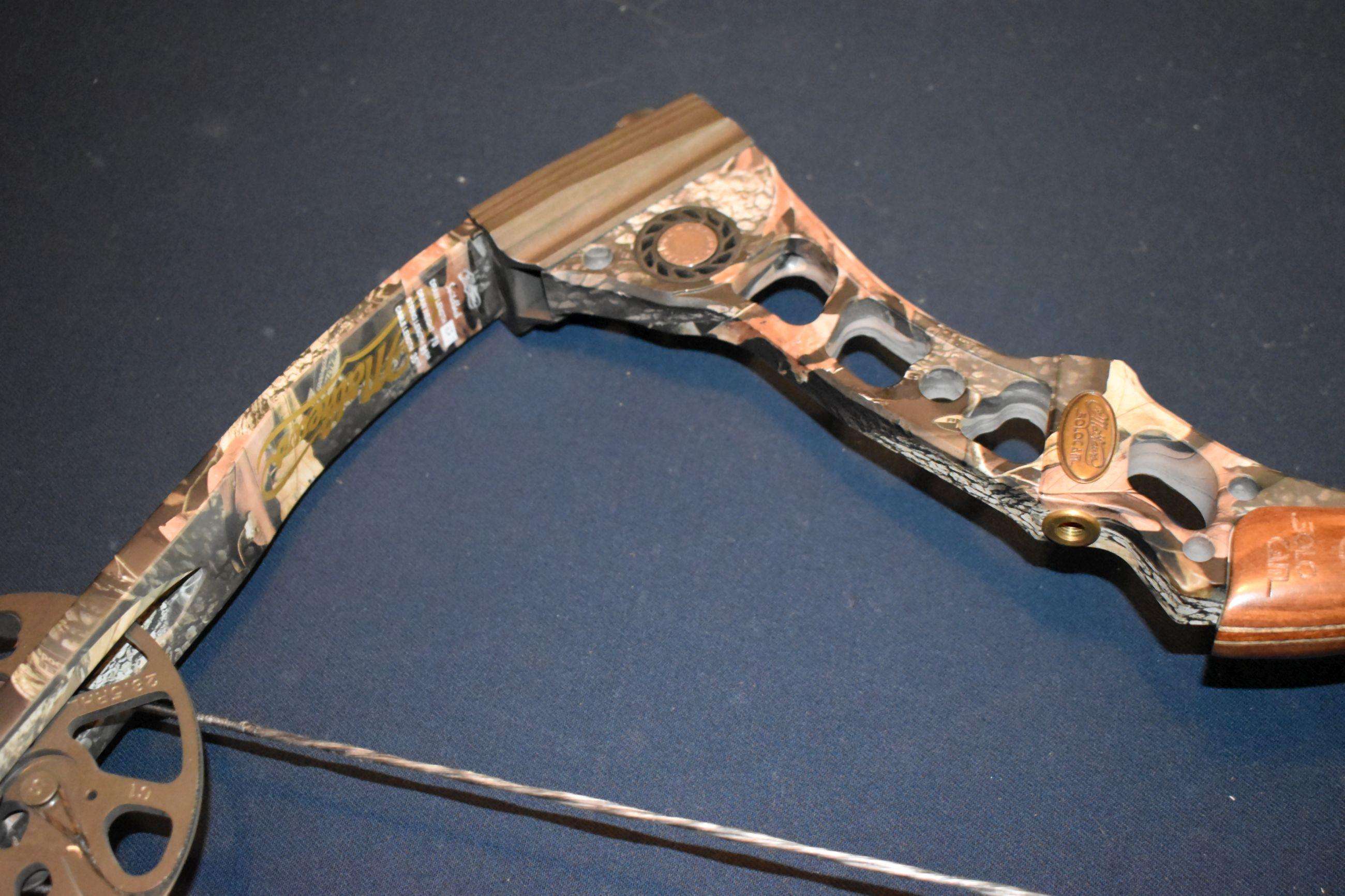 Mathews Solo Cam Switchblade, Single Cam, Trophy Taker Arrow Rest, Peep Sight, Arrow Web Quiver, SN: