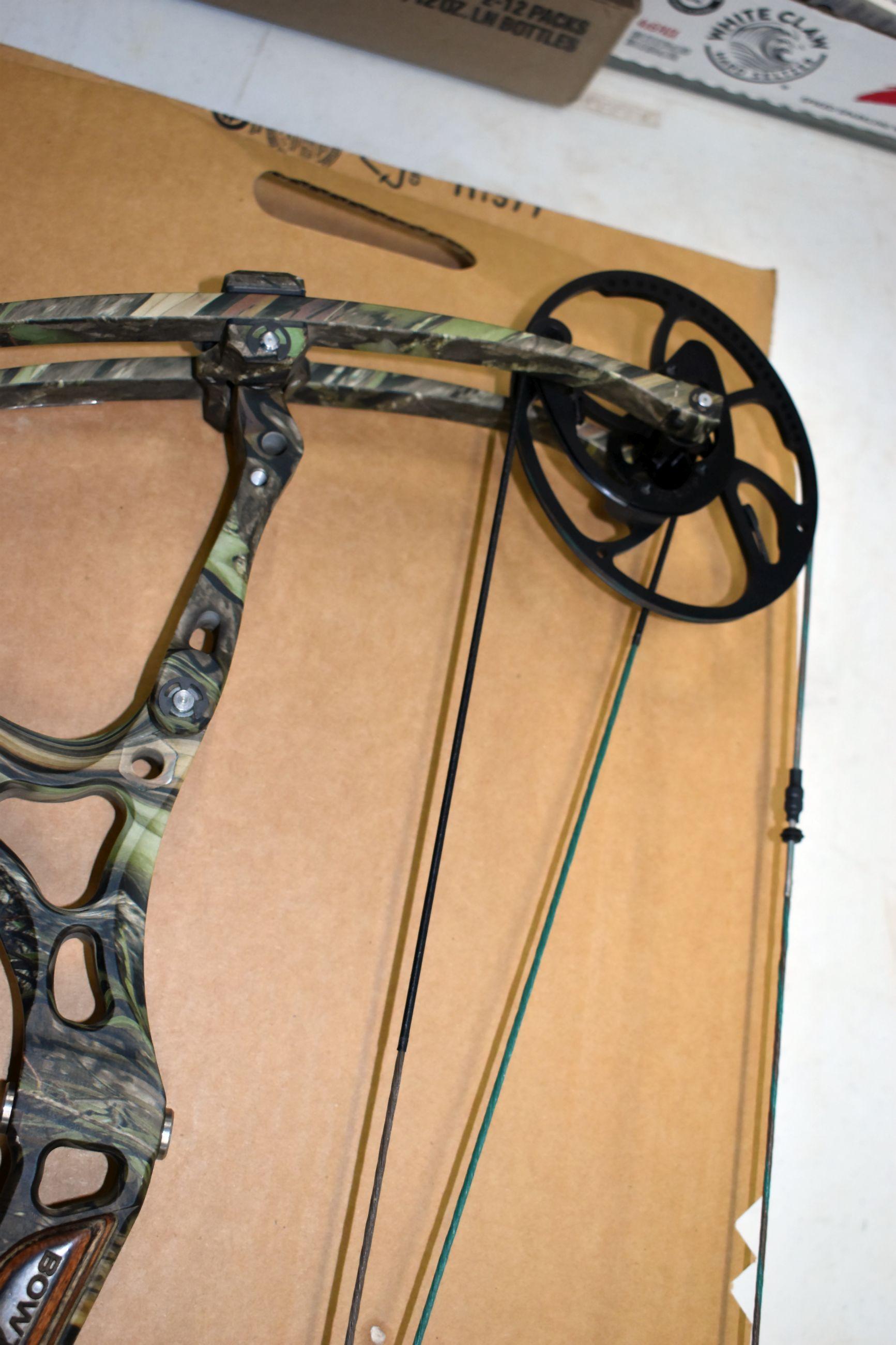 BowTech The General Compound Bow, Single Cam, Trophy Ridge Arrow Rest, Peep Sight