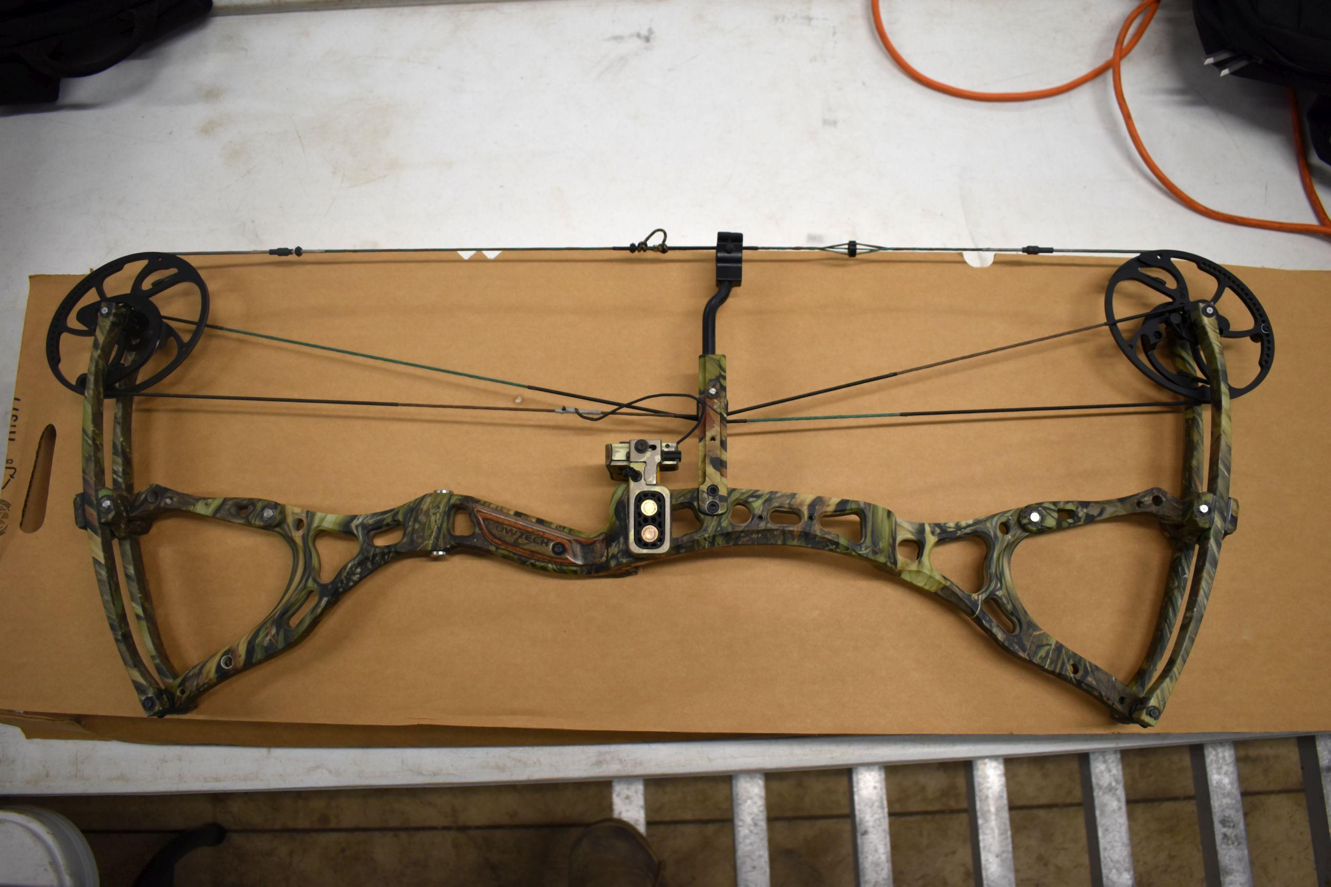 BowTech The General Compound Bow, Single Cam, Trophy Ridge Arrow Rest, Peep Sight