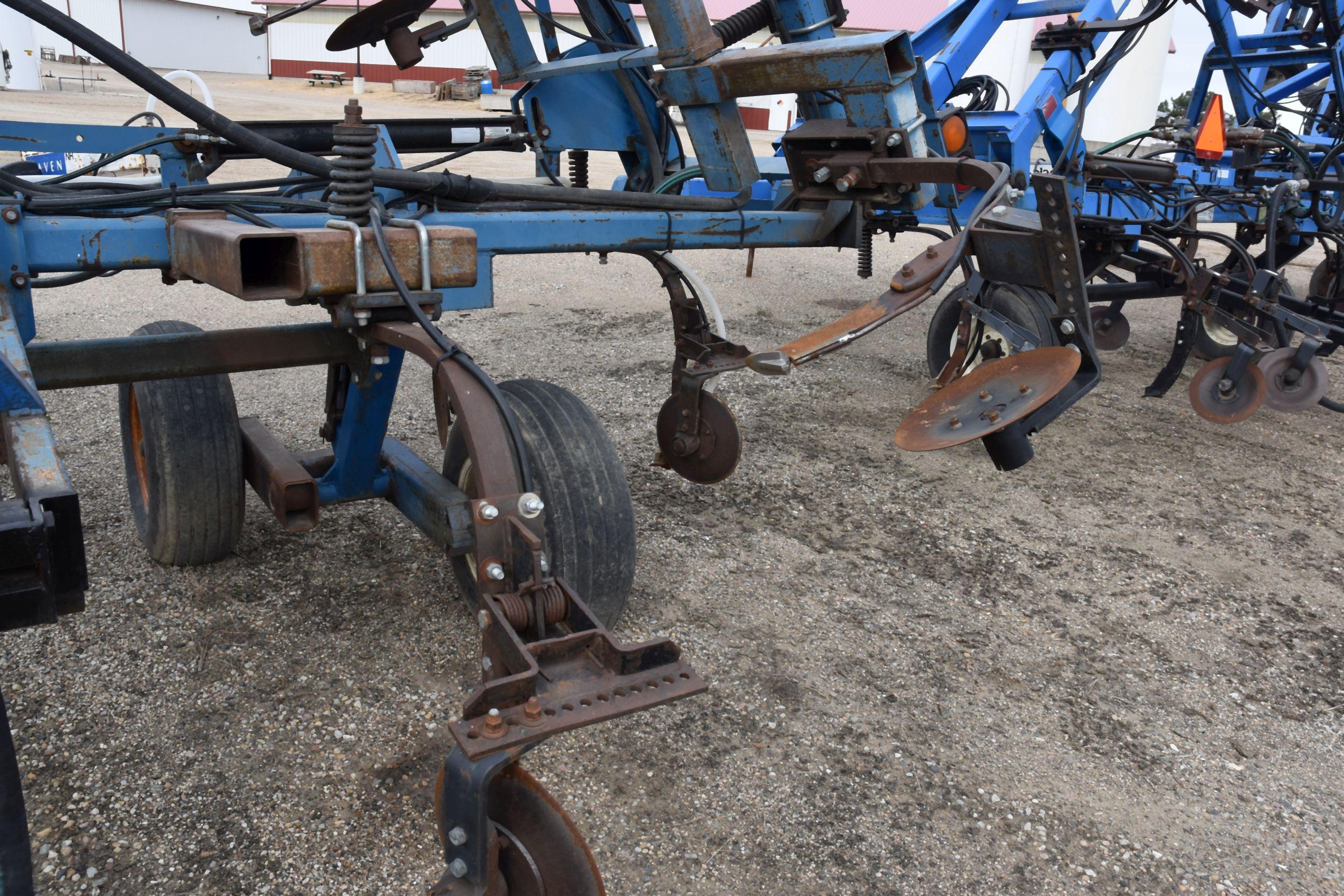 Ag Systems 8000 Anhydrous Tool Bar, 52', 21 Knife, Raven NH3 Cooler With Raven 440 Monitor, Covering