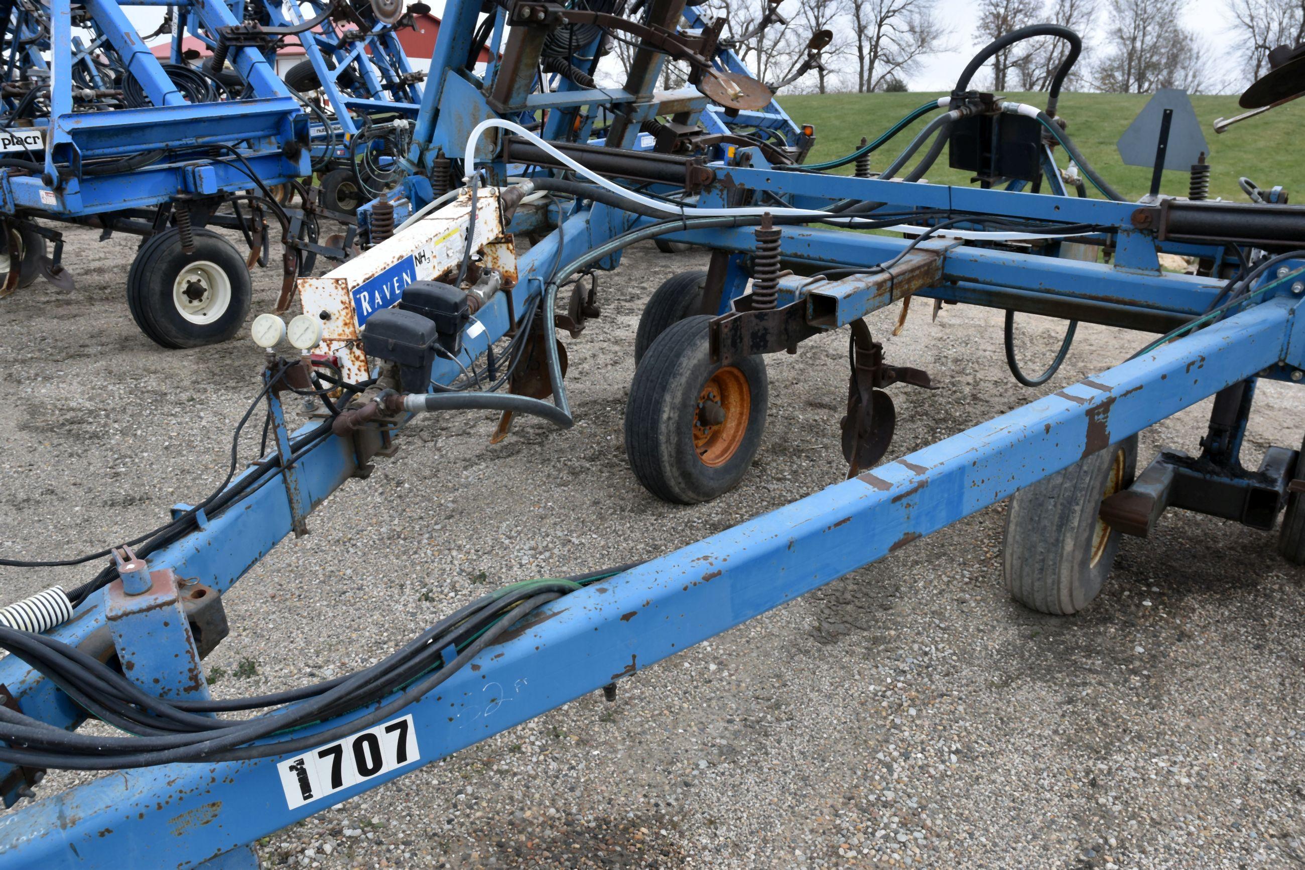 Ag Systems 8000 Anhydrous Tool Bar, 52', 21 Knife, Raven NH3 Cooler With Raven 440 Monitor, Covering