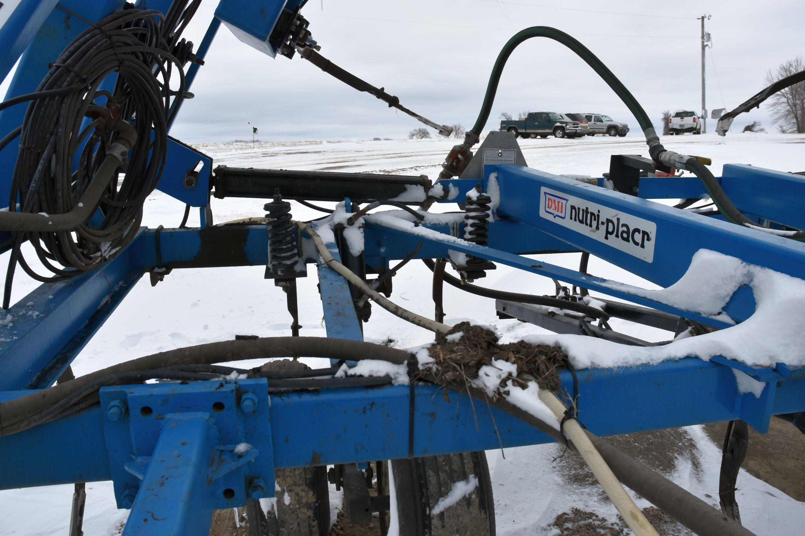 DMI Nutri-Placr 5250 Anhydrous Tool Bar, 47', 19 Shank, Contrinental NH3 Cooler With Raven Monitor,