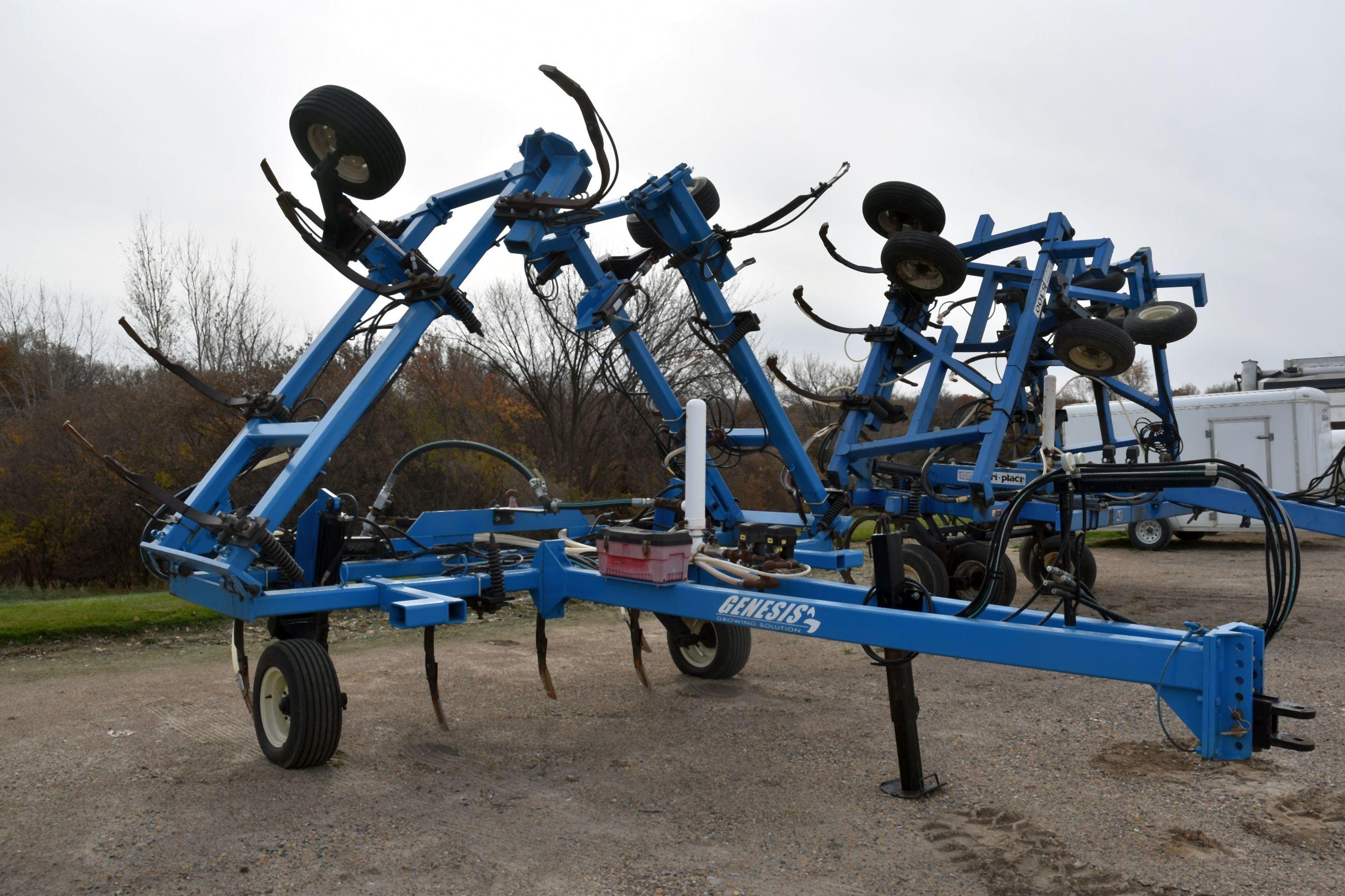 Blu-Jet Anhydrous Tool Bar, 37', 15 Knife, NH3 Cooler With Raven 440 Monitor, Single Wheels, Has Bee