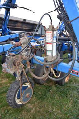 DMI Nutri-Placr 5300 Anhydrous Tool Bar, 42', 17 Knife, Ground Driven Control Cooler, Walking Tandem