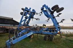 DMI Nutri-Placr 5300 Anhydrous Tool Bar, 42', 17 Knife, Raven NH3 Cooler With Raven 440 Monitor, Wal