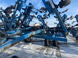 DMI Nutri-Placr 5300 Anhydrous Tool Bar, 47', 19 Knife, Raven NH3 Cooler With Raven 440 Monitor