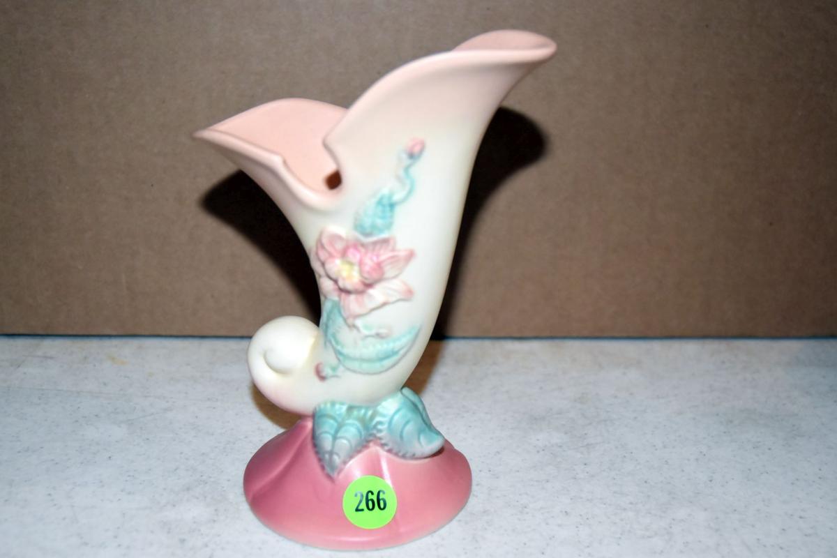 Hull Pottery Woodland Cornicopia W5, 6.5"