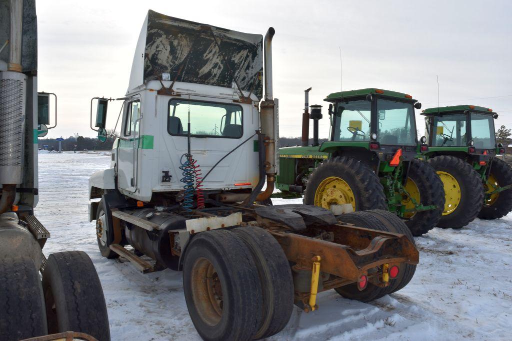 1998 Mack CH612 Day Cab Semi Tractor, Single Axle