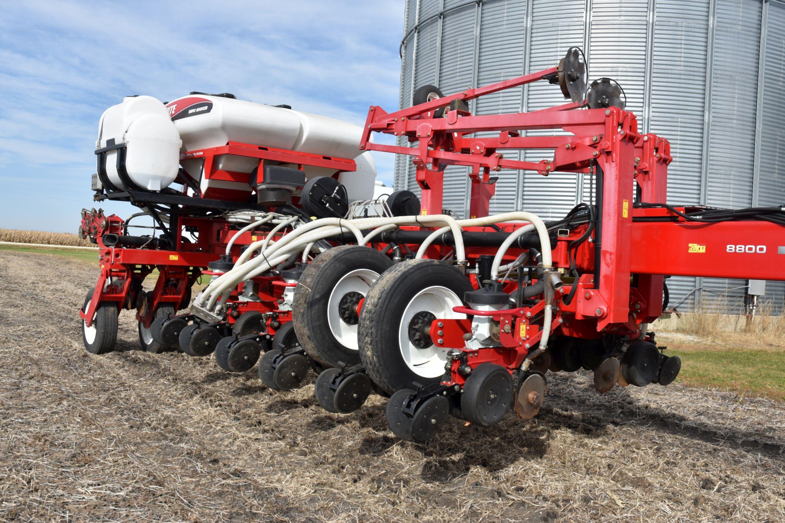 2013 AGCO Massey Ferguson Planter 8800 (8816) Center Fill 16R30”, Liquid Fert, Fert Incorp Disc, (2)