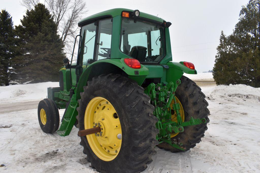 2005 John Deere 7320, Deluxe Cab, 2WD, 3,190 Hours, 480/80R38 Rear Rubber, Brand New 11.00x16 Front