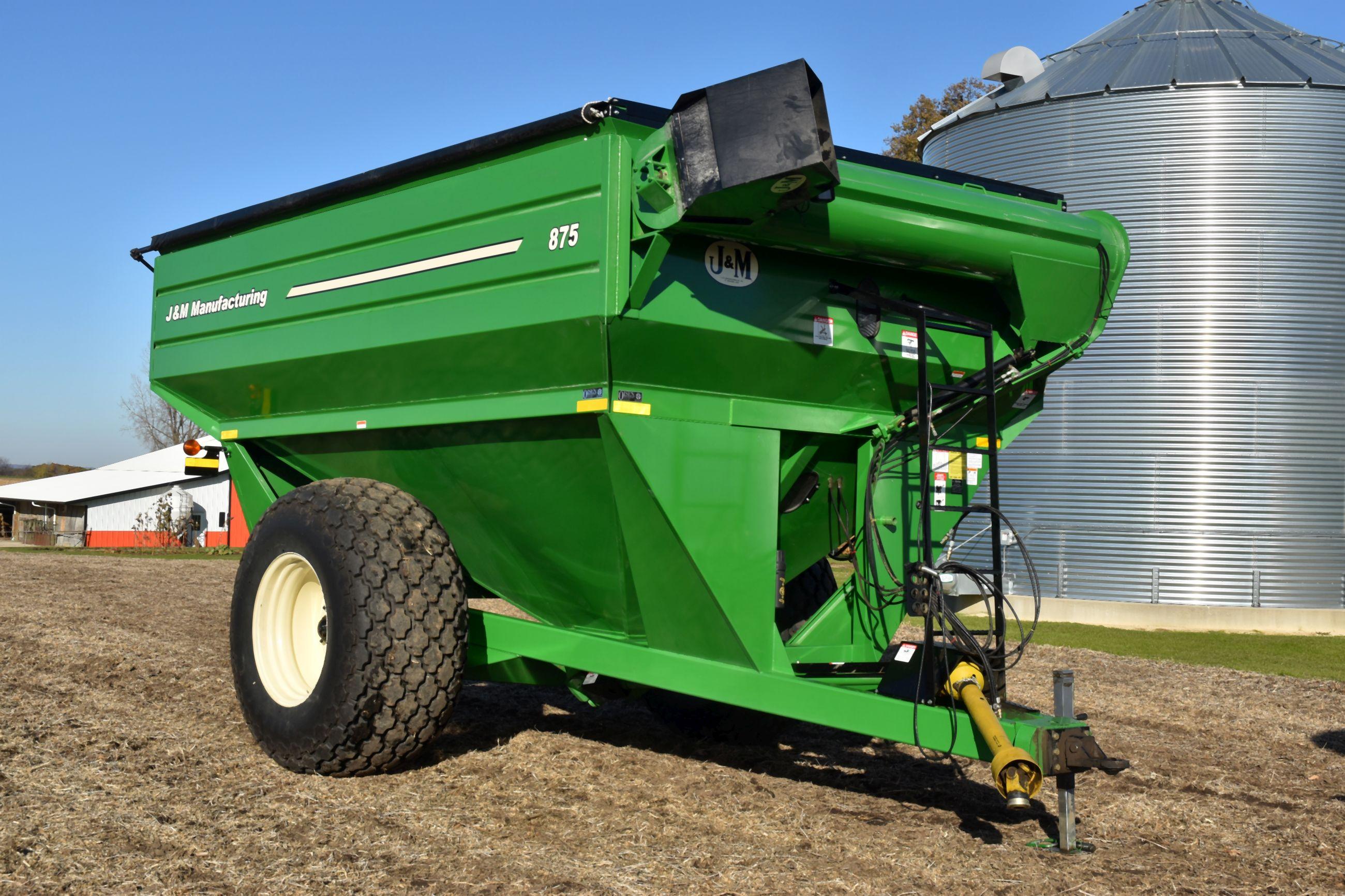 J & M 875 Grain Cart, Roll Tarp, 18" Unload Auger, Hyd. Spout, 30.5-32 Diamond Tread Tires, Large 10