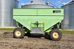 Parker 5500 Gravity Box 616 Bushel, Front & Rear Brakes, 22.5 Tires, Lights