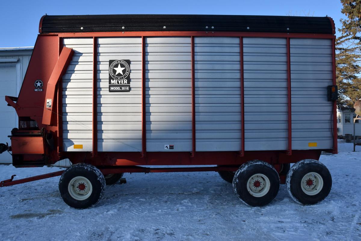 Meyers 3516 TSS Forage Box 16’, Unload Extension With Meyers 1200 Series, 12 Ton Tandem Running Gear