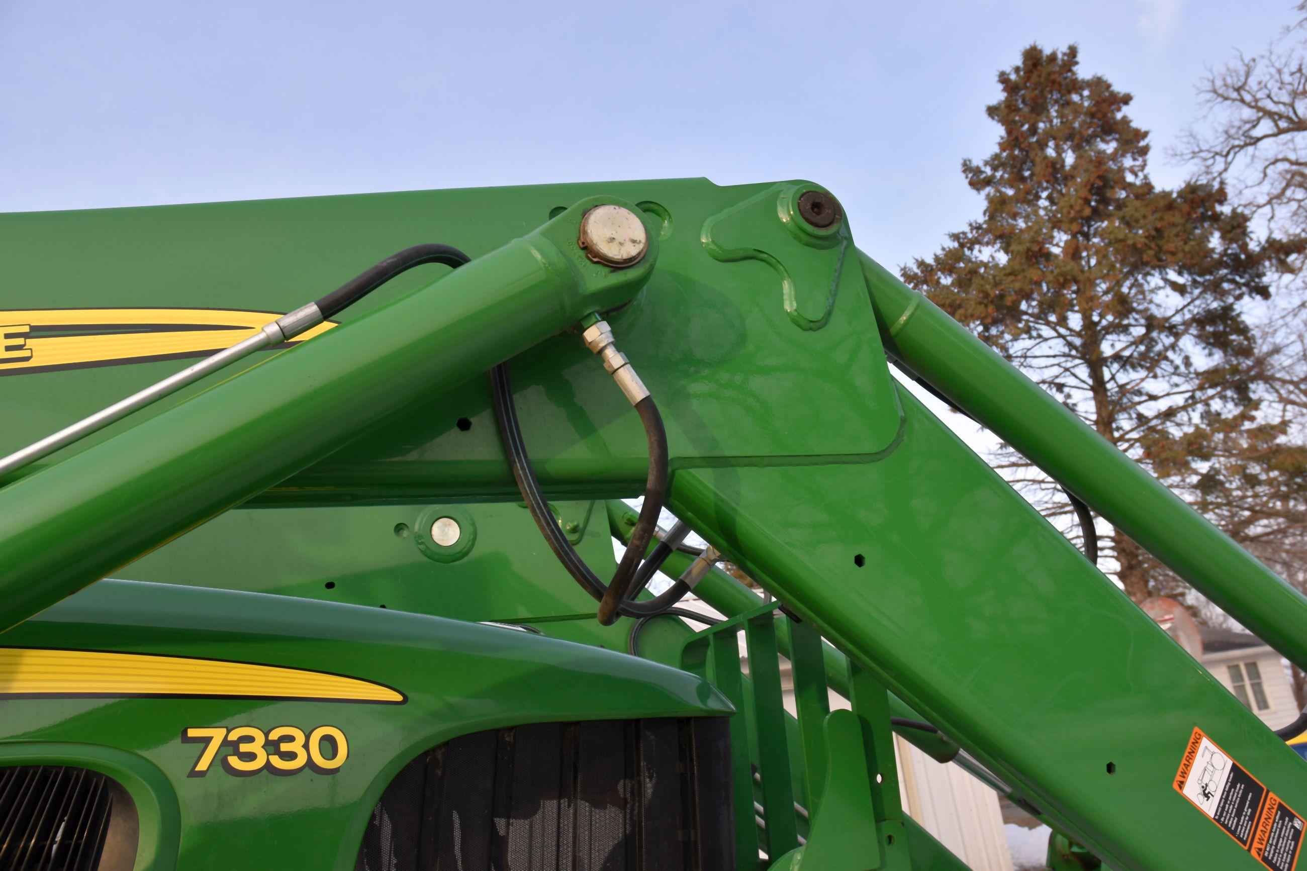 2010 John Deere 741 Hydraulic Loader 84" Bucket, Global Hookups,  Loader Brackets With Go With Loade