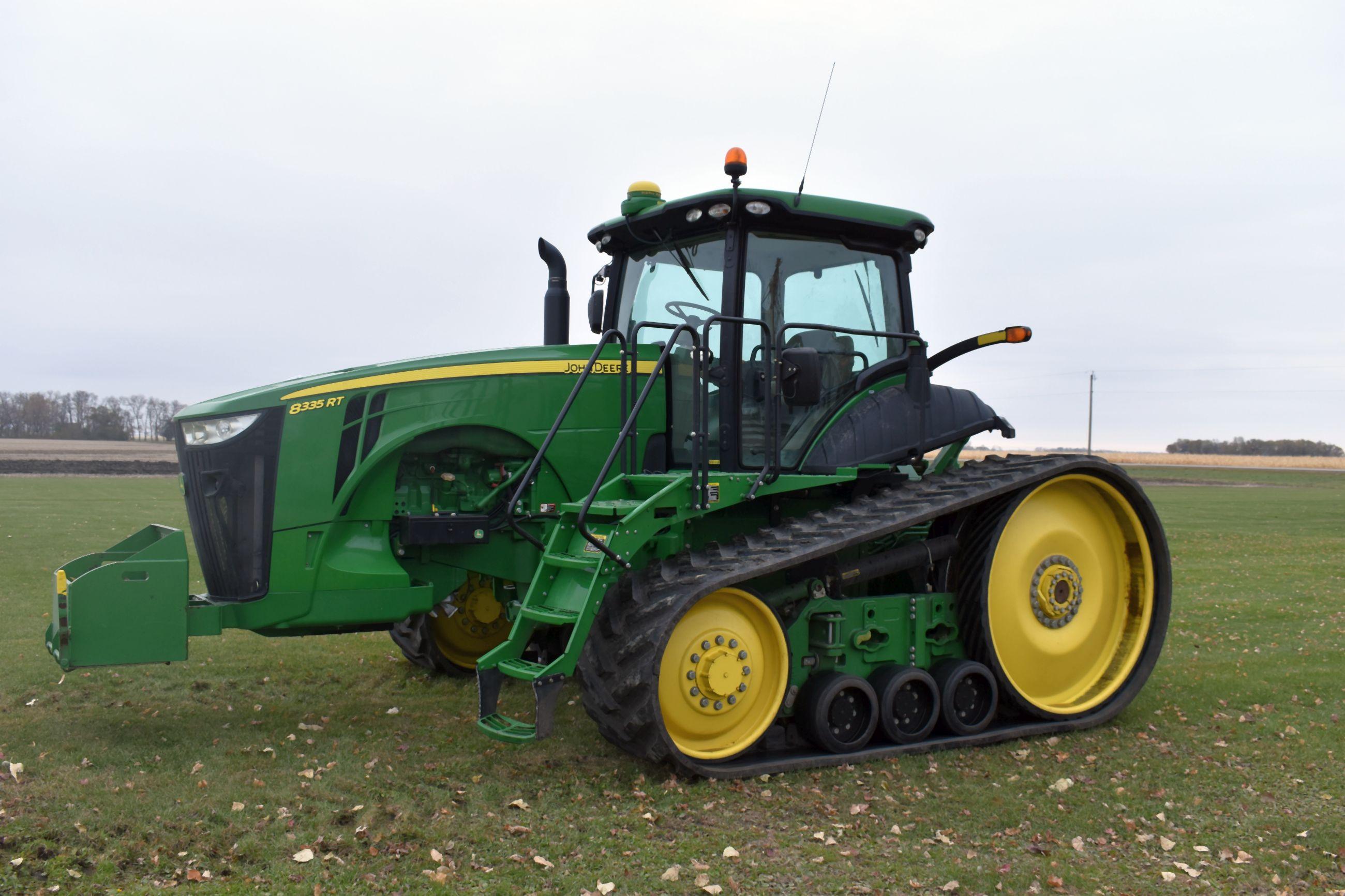 2013 John Deere 8335RT, 3,067 Hours, GS3 Command Center, 3pt, Large 1000PTO, Power Shift, 30” Tracks