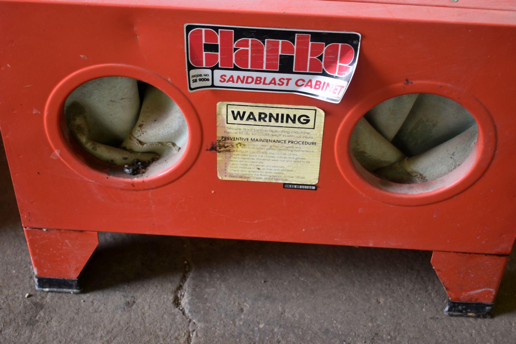 Clark Sand Blasting Cabinet Bench Top, Model SB9006
