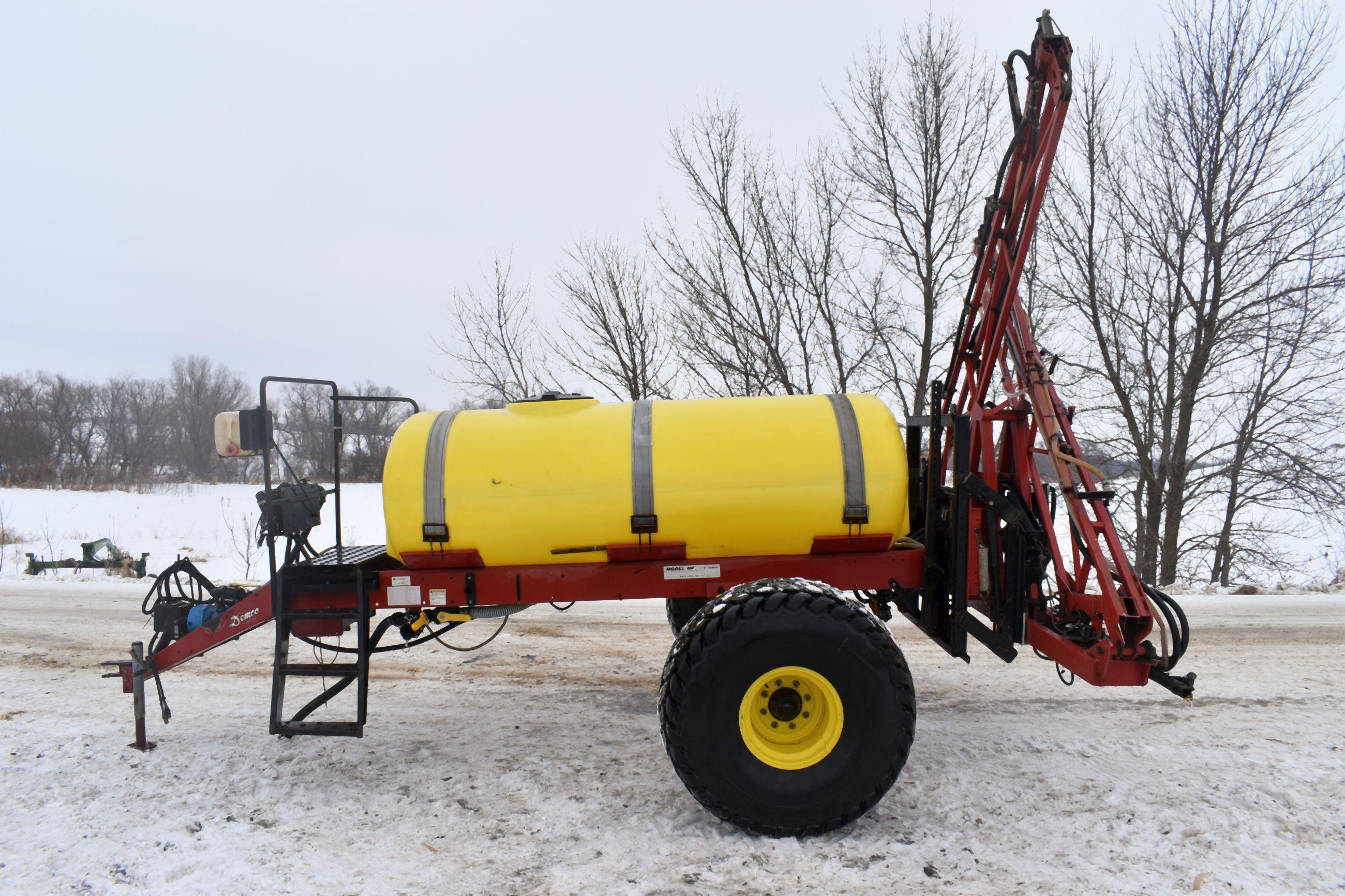 Demco Model HP, 550 Gallon Crop Sprayer, 60’ X-Fold Booms, Foamer, Banjo Fittings, Quick Fill Valves