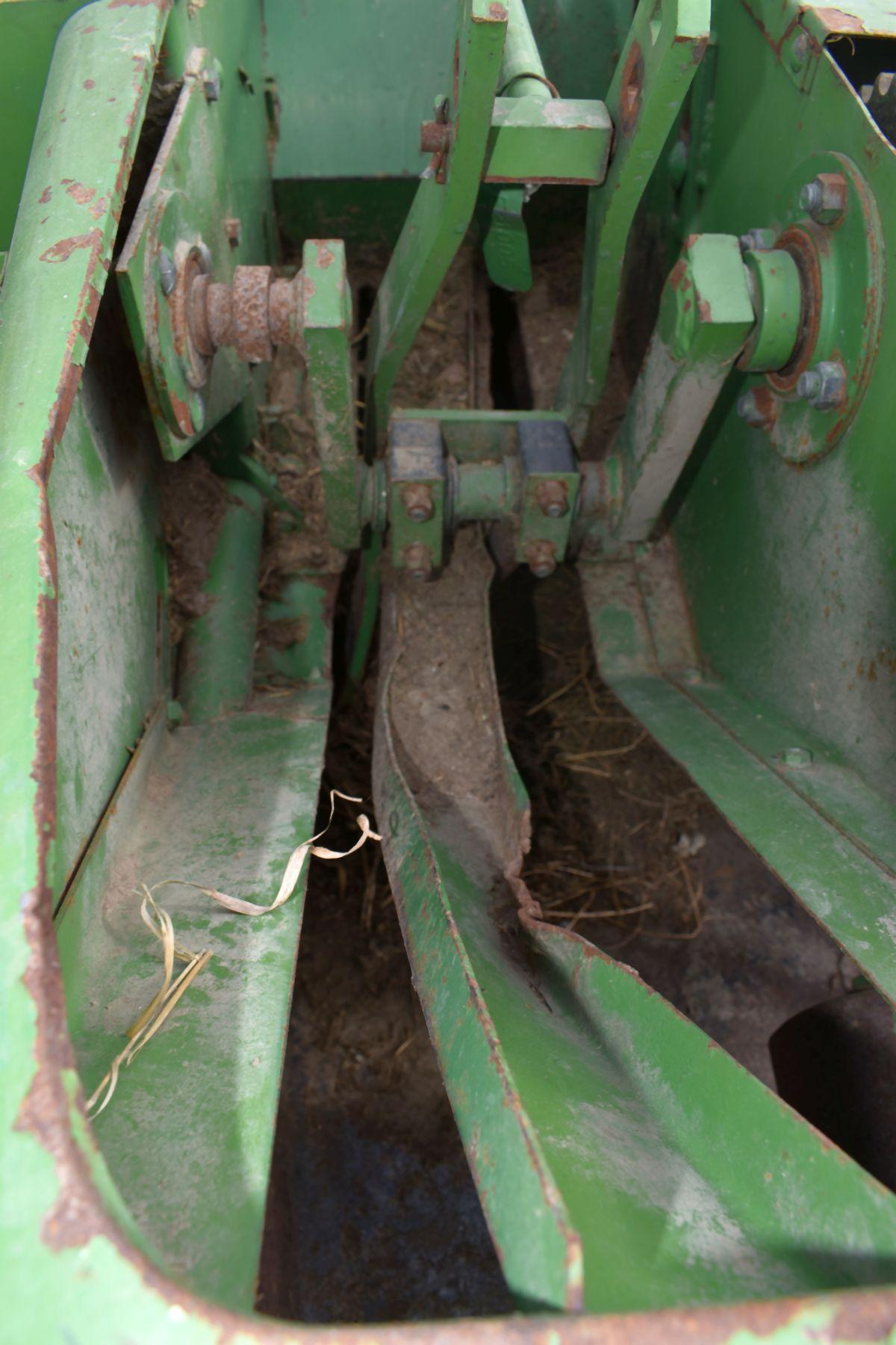 John Deere 346 Baler With Hydraulic Kicker, 540PTO