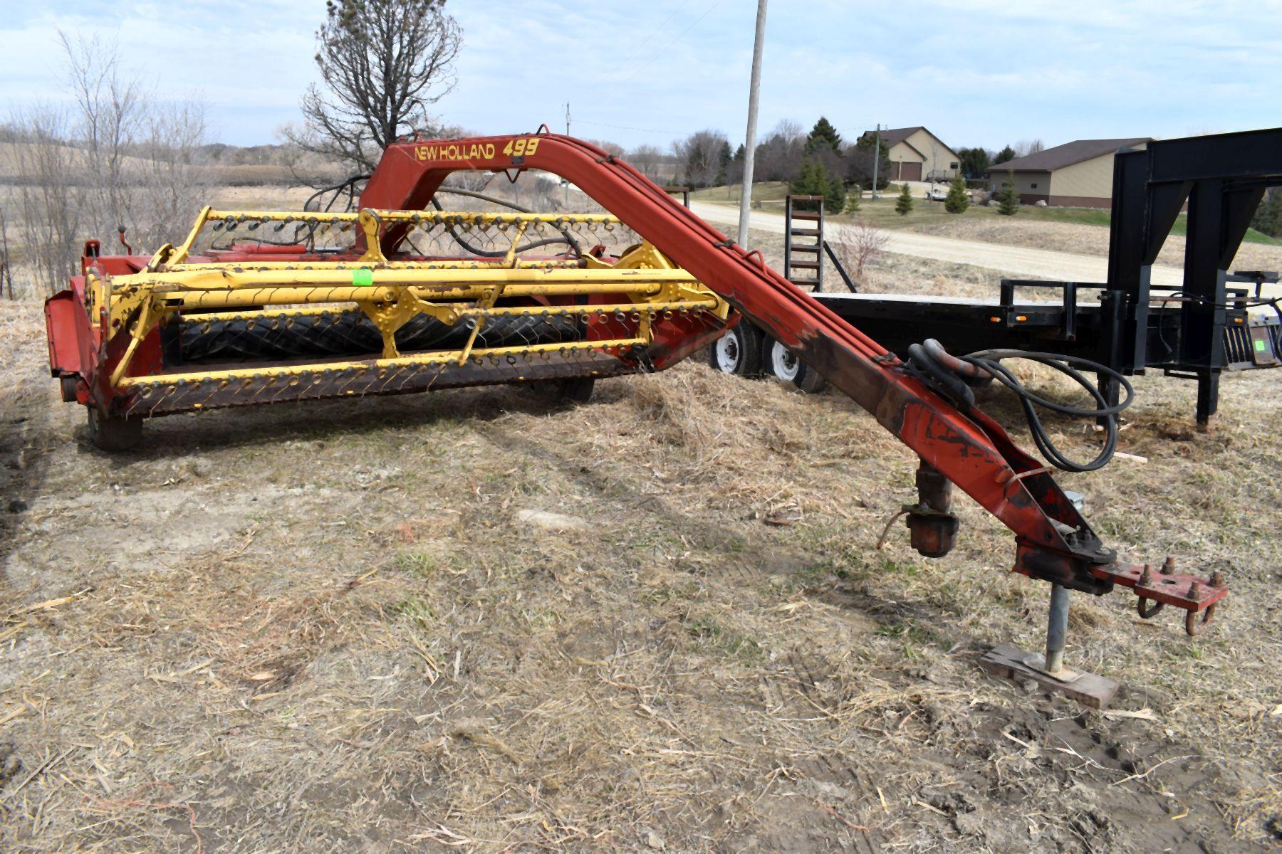 New Holland 499 Center Pivot Haybine, 12’ Rubber Rolls, 540 PTO Pump, Good Rolls, SN: 573075