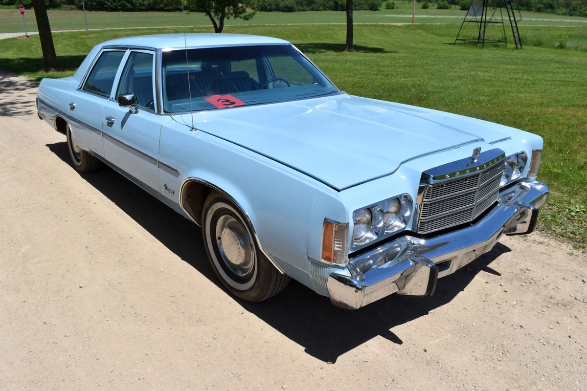 1977 Chrysler Newport 4 Door Car, 52,741 Miles, 400ci Engine, Auto Transmission, Leather Interior, V