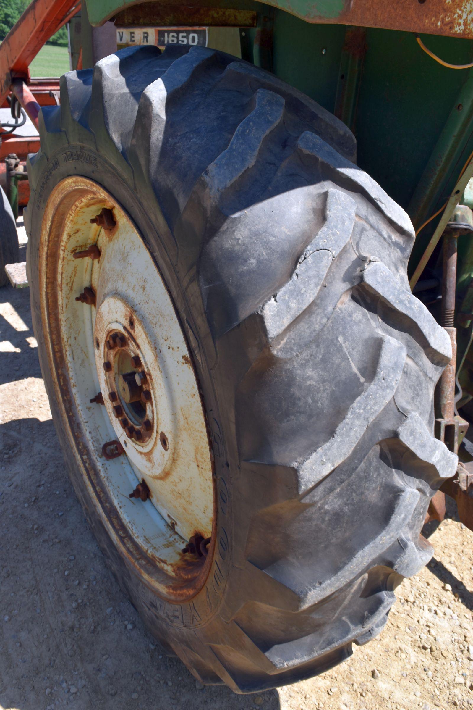 Oliver 1650 Gas Tractor, Wide Front, 15.5x38 Tires, 3pt., 540PTO, 2 Hydraulics, Square Fendes, 4,119