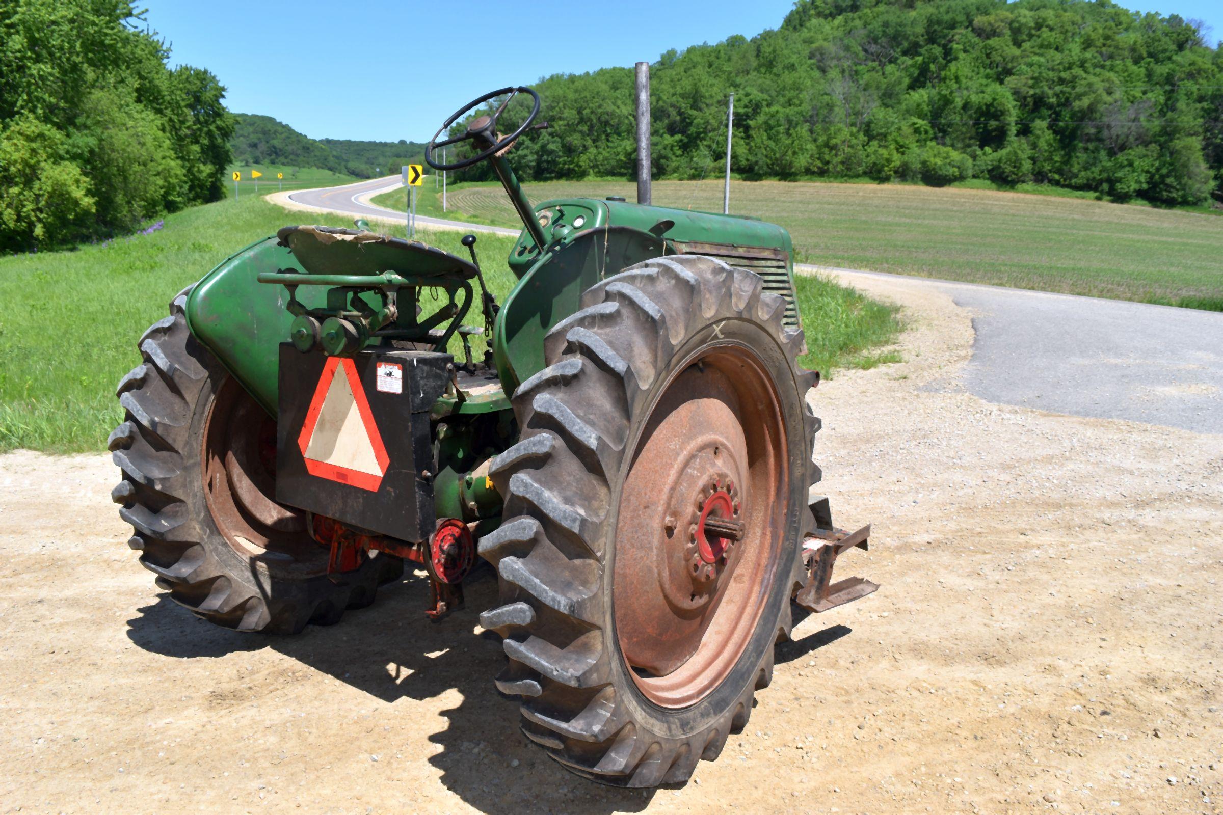 Oliver 60 Row Crop Tractor, Narrow Front, 11.2x36 Tires, Inside Wheel Weights, Clam Shell Fenders, S
