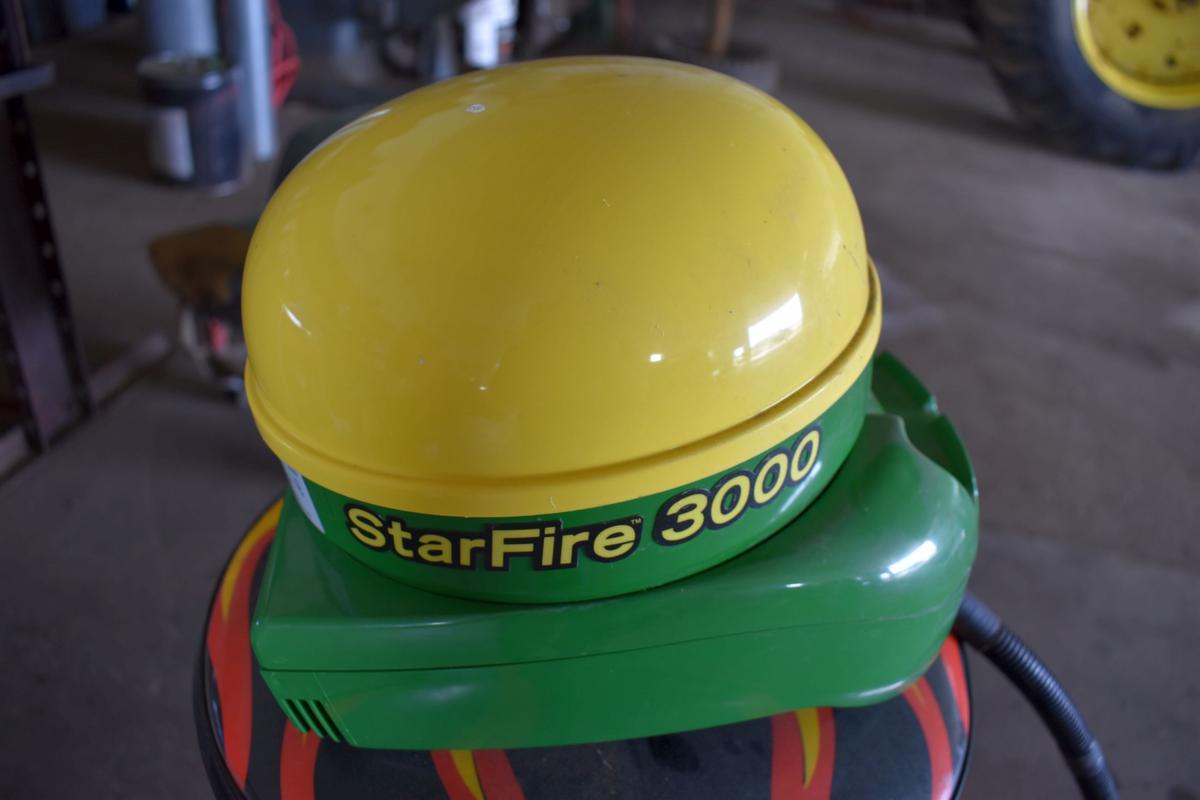 John Deere Starfire 3000 Globe, SF1, SN: PCGT3TB767728