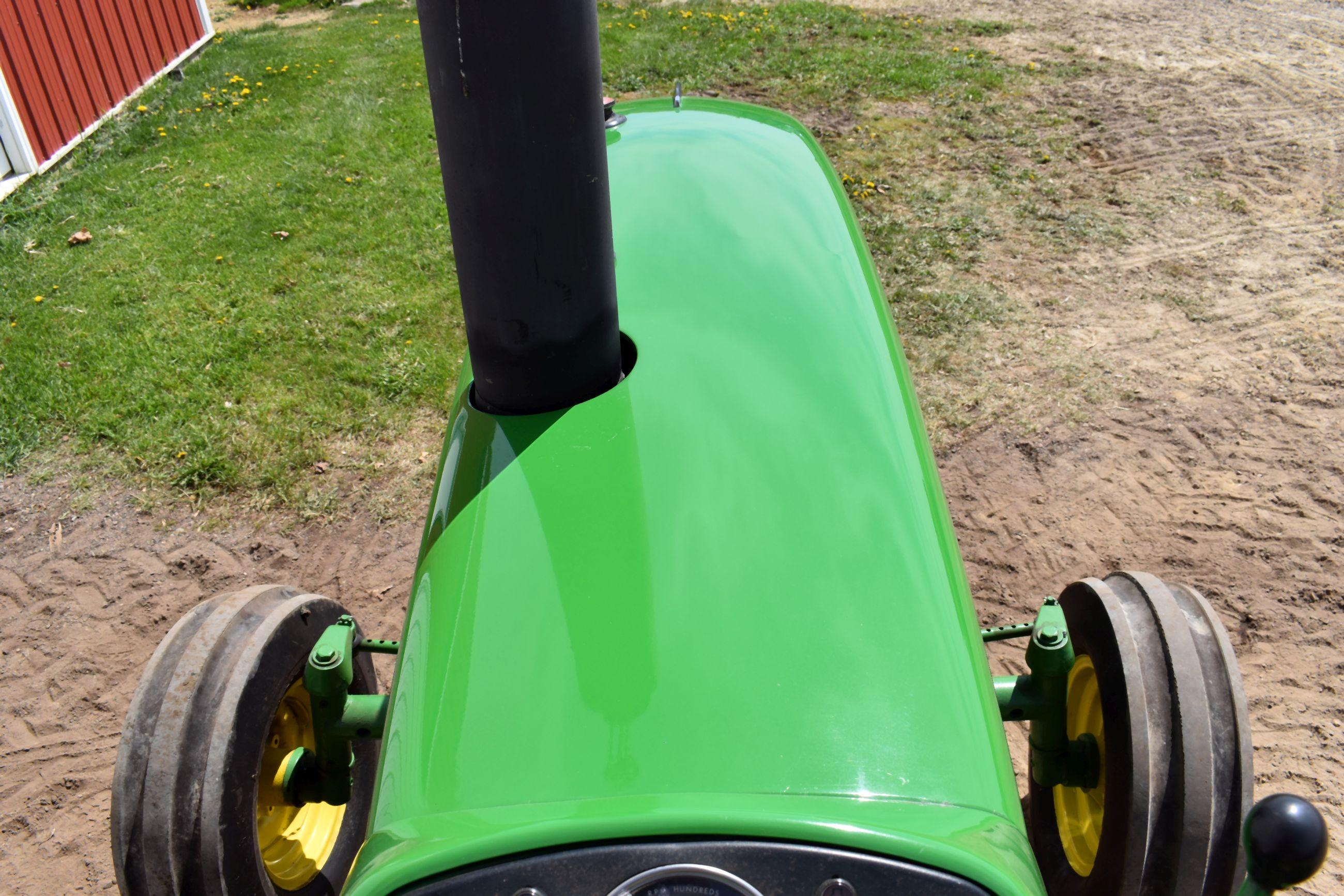 1961 John Deere 3010 Row Crop Utility Tractor, Gas, Wide Front, Open Station, Single hydraulic, 16.9