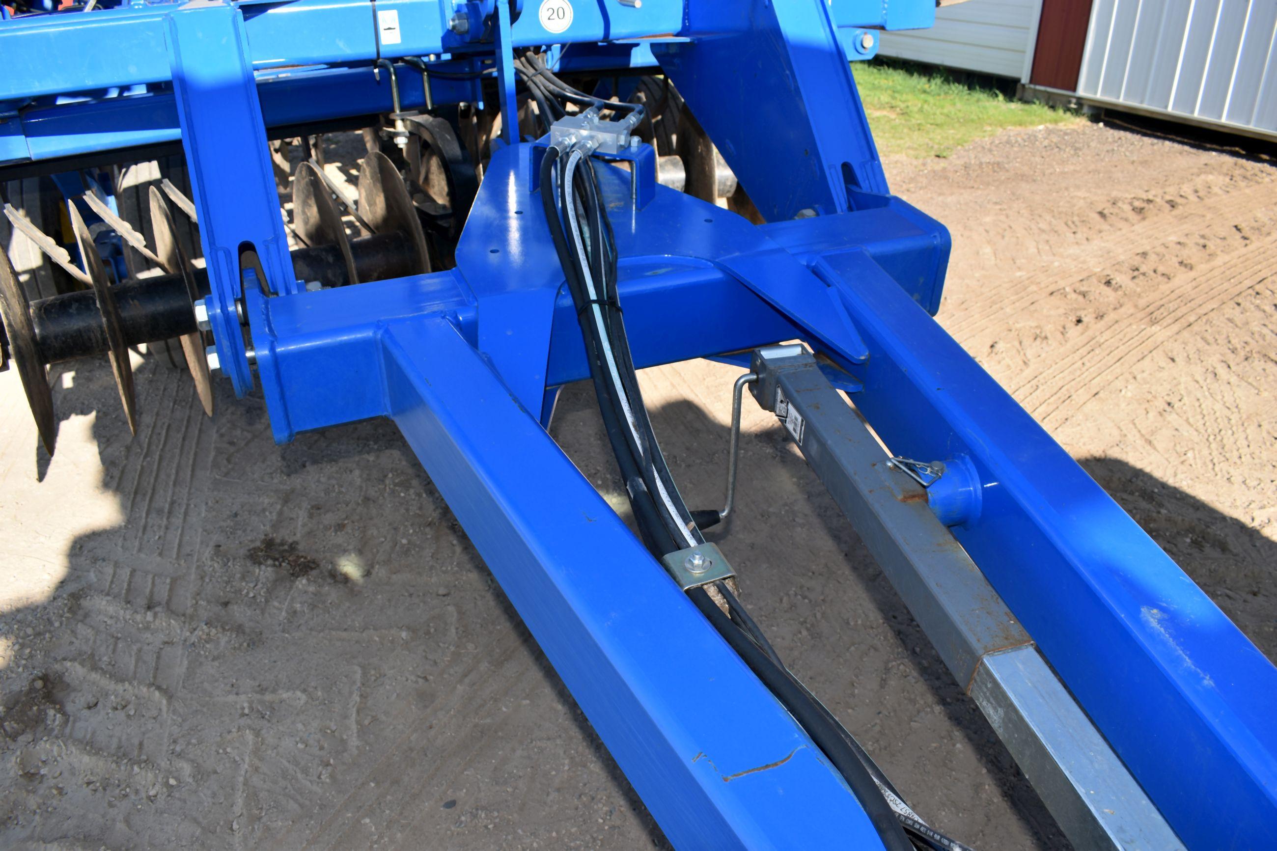 Landoll 7431-23 VT Plus 23’ Vertical Tillage Tool, Depth Control, 22” Blades, Walking Tandems All Ar