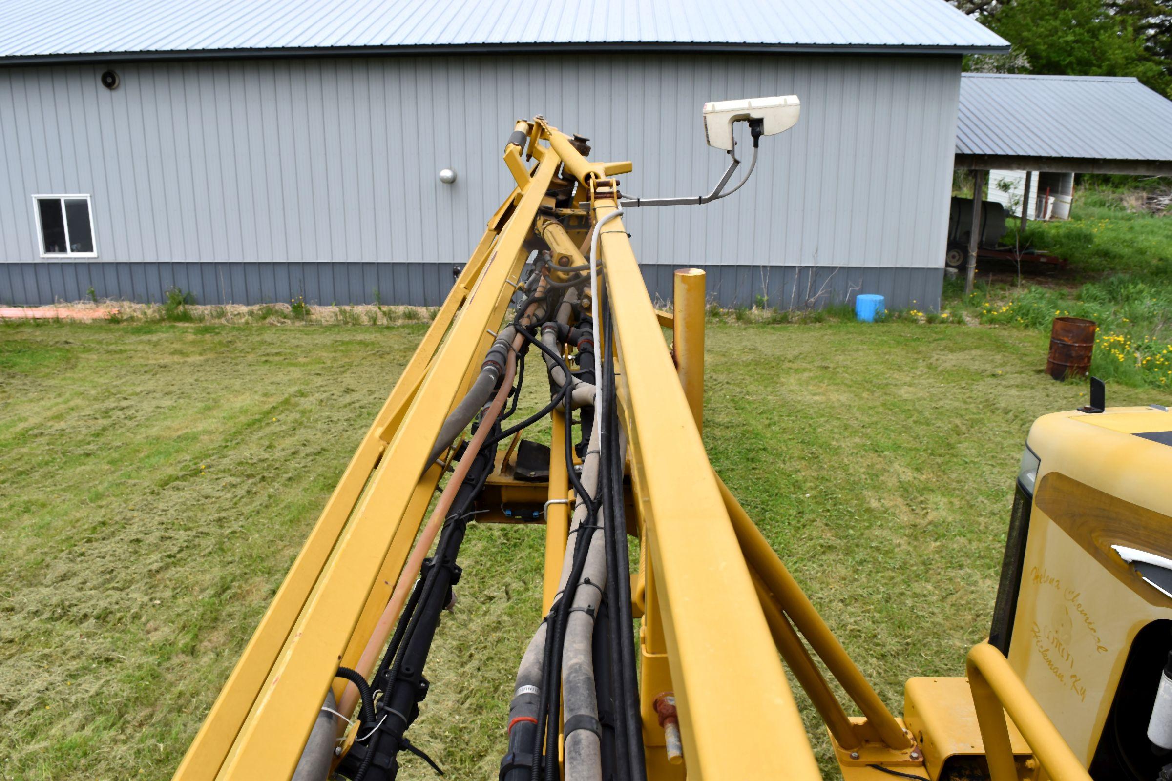 2006 Ag-Chem 1074 Self Propelled Crop Sprayer, 3429 Hours, 1100 Gallon Stainless Steel Tank, 90’ Boo