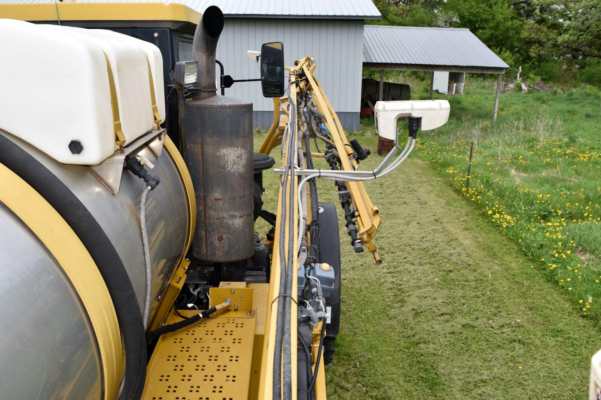 2006 Ag-Chem 1074 Self Propelled Crop Sprayer, 3429 Hours, 1100 Gallon Stainless Steel Tank, 90’ Boo