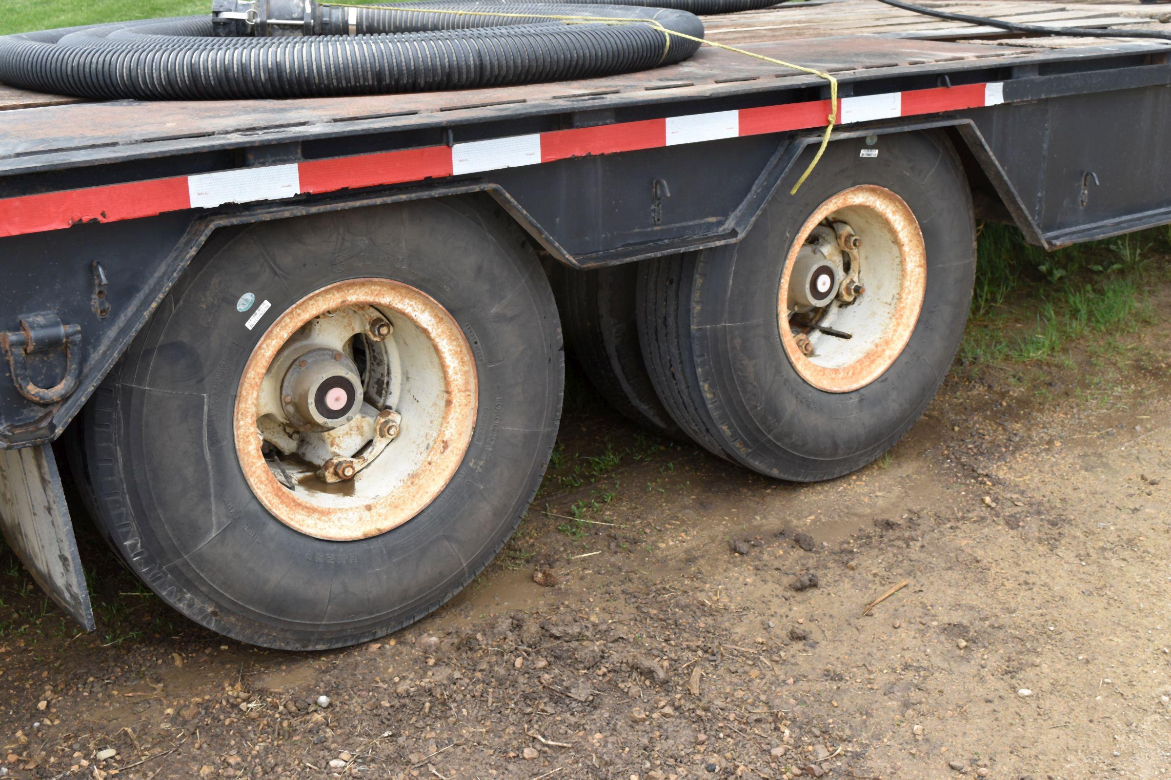 1977 Muv-All Steel Step Deck Spray Tender Semi-Trailer, 3200 Gallon Poly Tank, BS 14.5hp Pump Induct