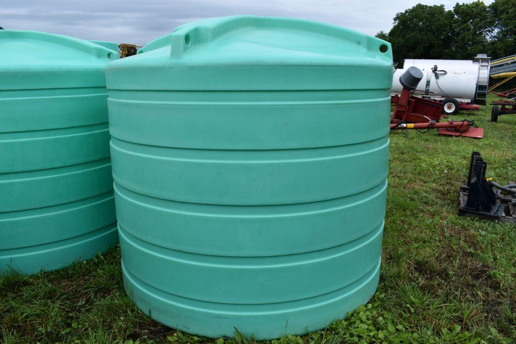 1550 Gallon Poly Tank With Banjo Valve