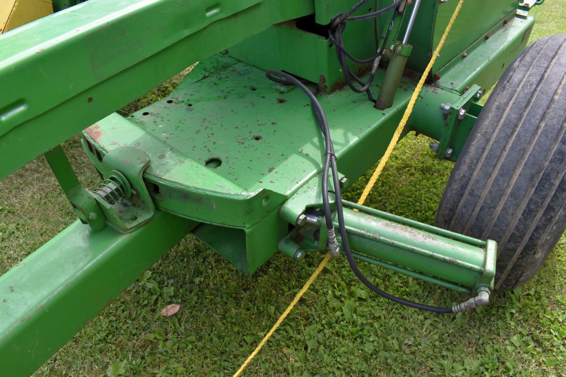 John Deere 3950 Forage Harvestor, Hyd Swing Hitch, Hyd Spout, 1000PTO, 2 Row 36” Corn Head, 6’ Hay H