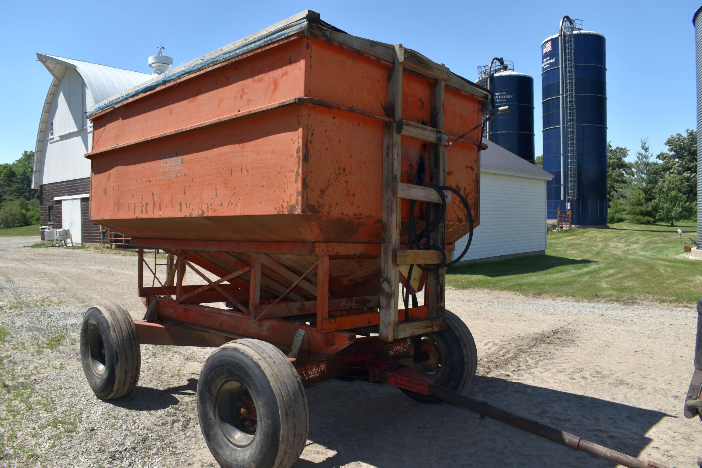 Killbros 300 Gravity Box With 11’ Hyd Drive Brush Auger And Lundell 1276 Running Gear, Roll Tarp
