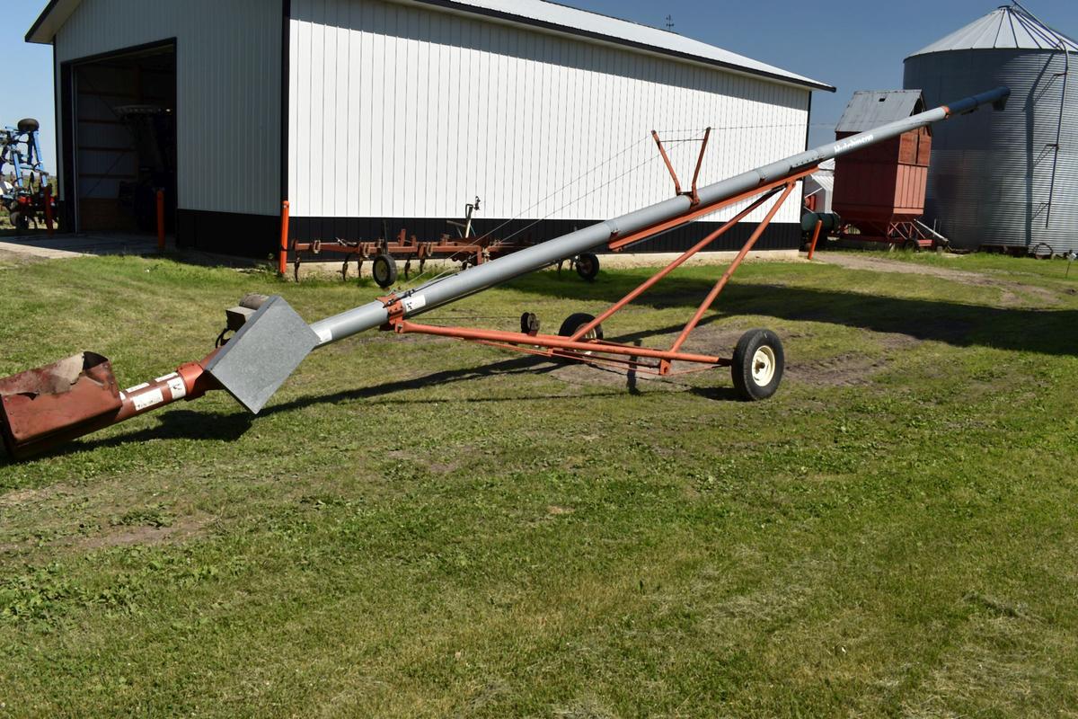 Hutchinson 8”x51’ Auger, 7.5hp