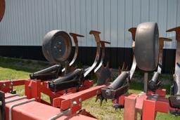 Case IH 183 Row Crop Cultivator, 12 Row 30”, Gauge Wheel, C- Shanks, Rolling Shields, Stabilizer Dis