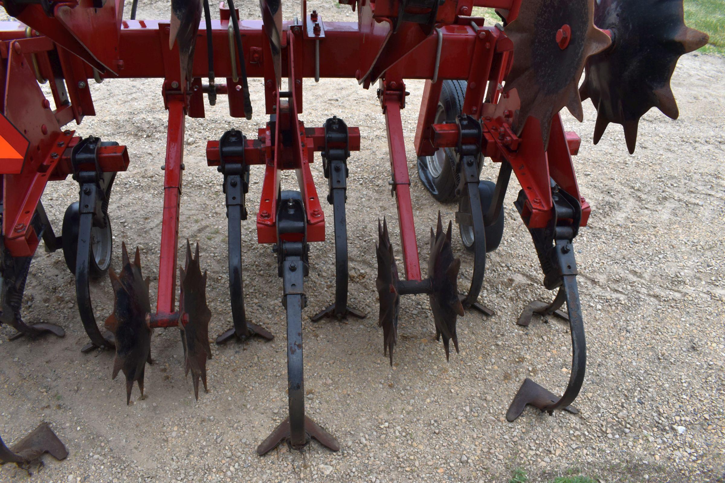 Case IH 183 Row Crop Cultivator 8 Row 30”, 3pt, Hyd Flat Fold, Rolling Shields, Gauge Wheels, Stabil