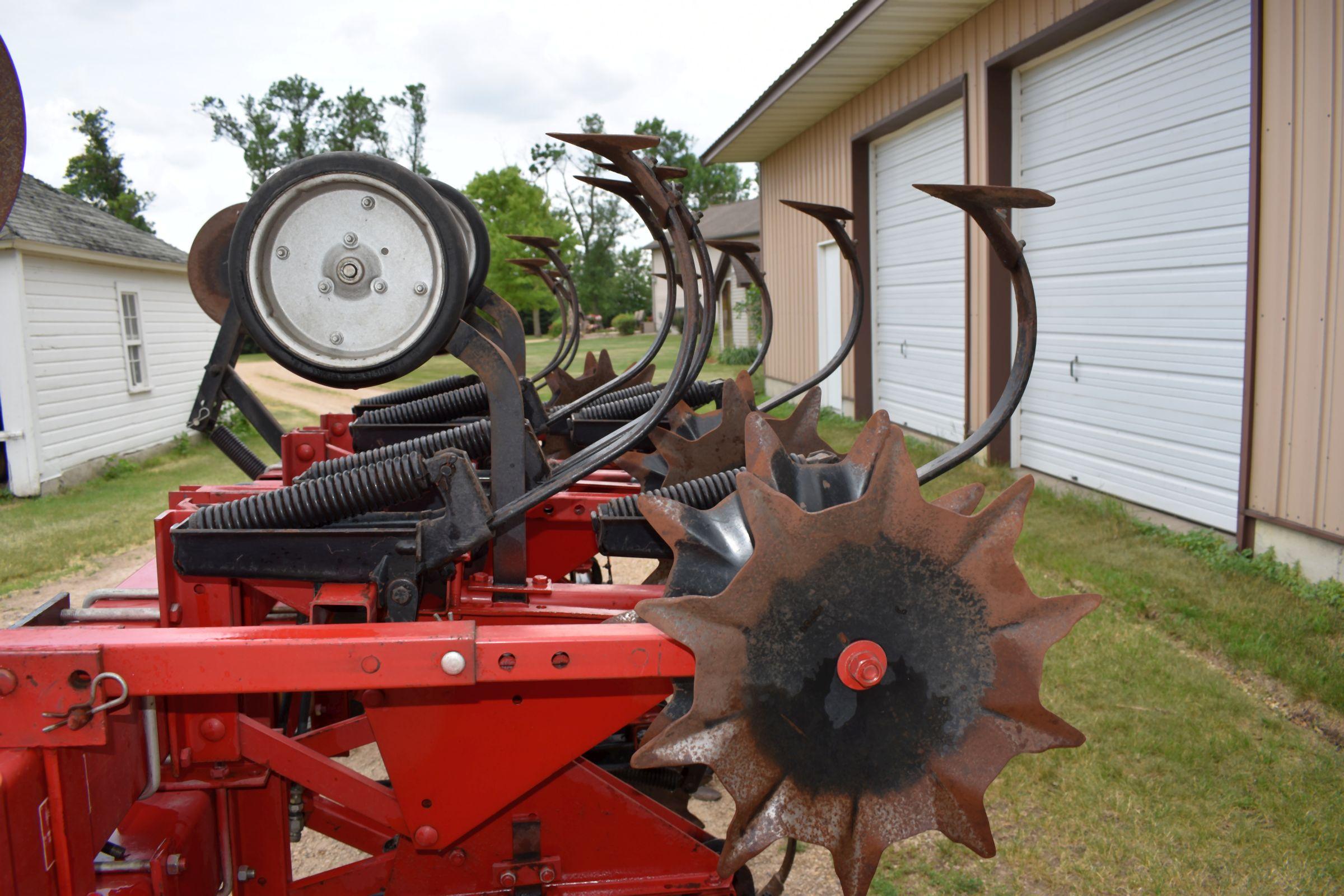 Case IH 183 Row Crop Cultivator 8 Row 30”, 3pt, Hyd Flat Fold, Rolling Shields, Gauge Wheels, Stabil