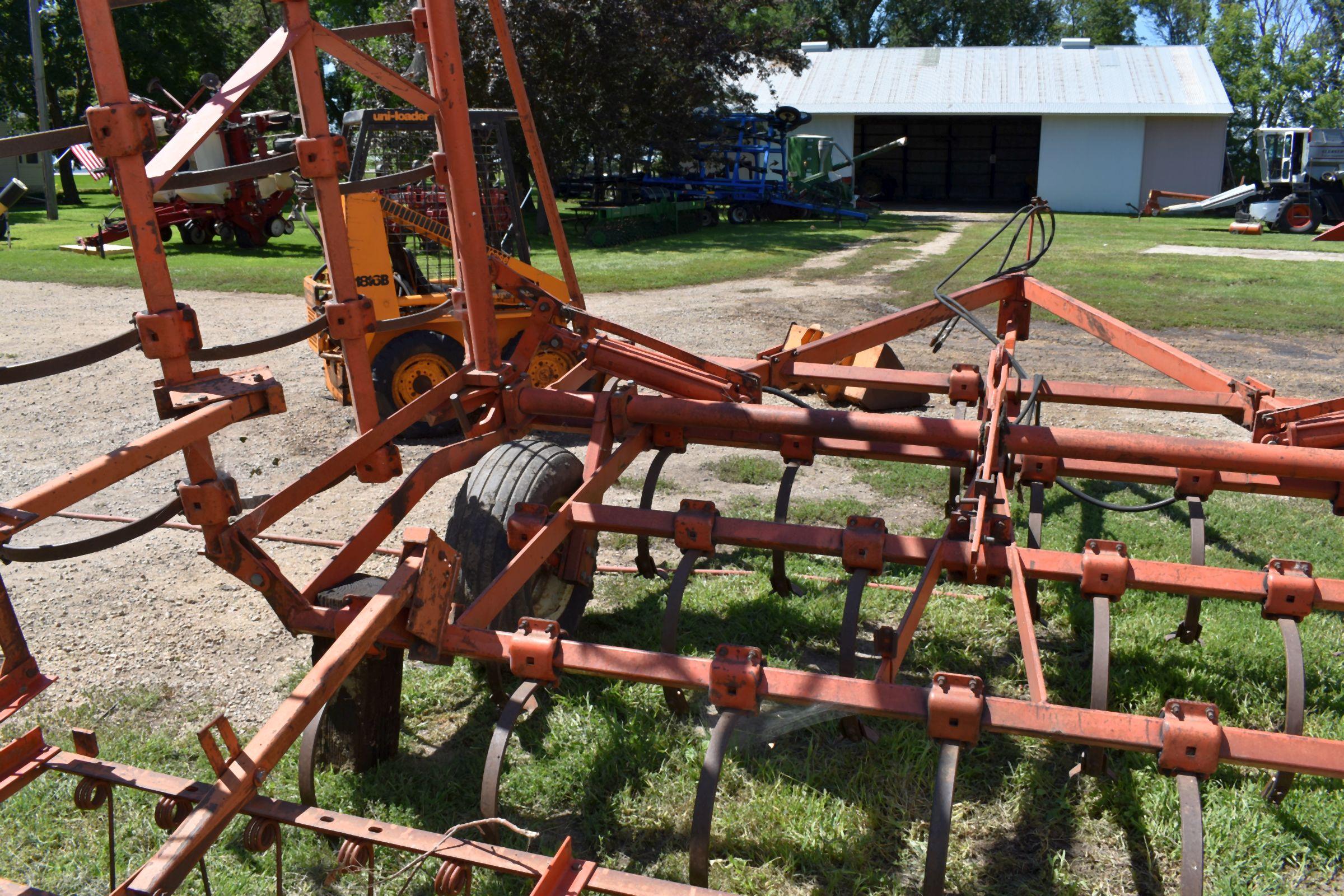 Allis Chalmers 1300 Field Cultivator 26.5’, 3 Bar Harrow, Hyd Fold, In Transport No Lift Cylinder