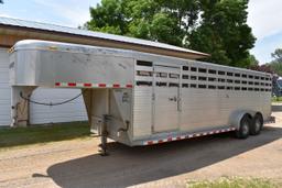 2004 Sooner All Aluminum Livestock Gooseneck Trailer, 24’ x 80”, Tandem Axle 7000lbs Axles, Divider