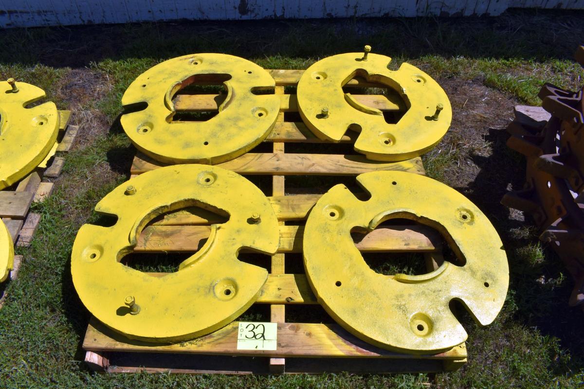 (4) John Deere Wheel Weights, Selling 4 X $