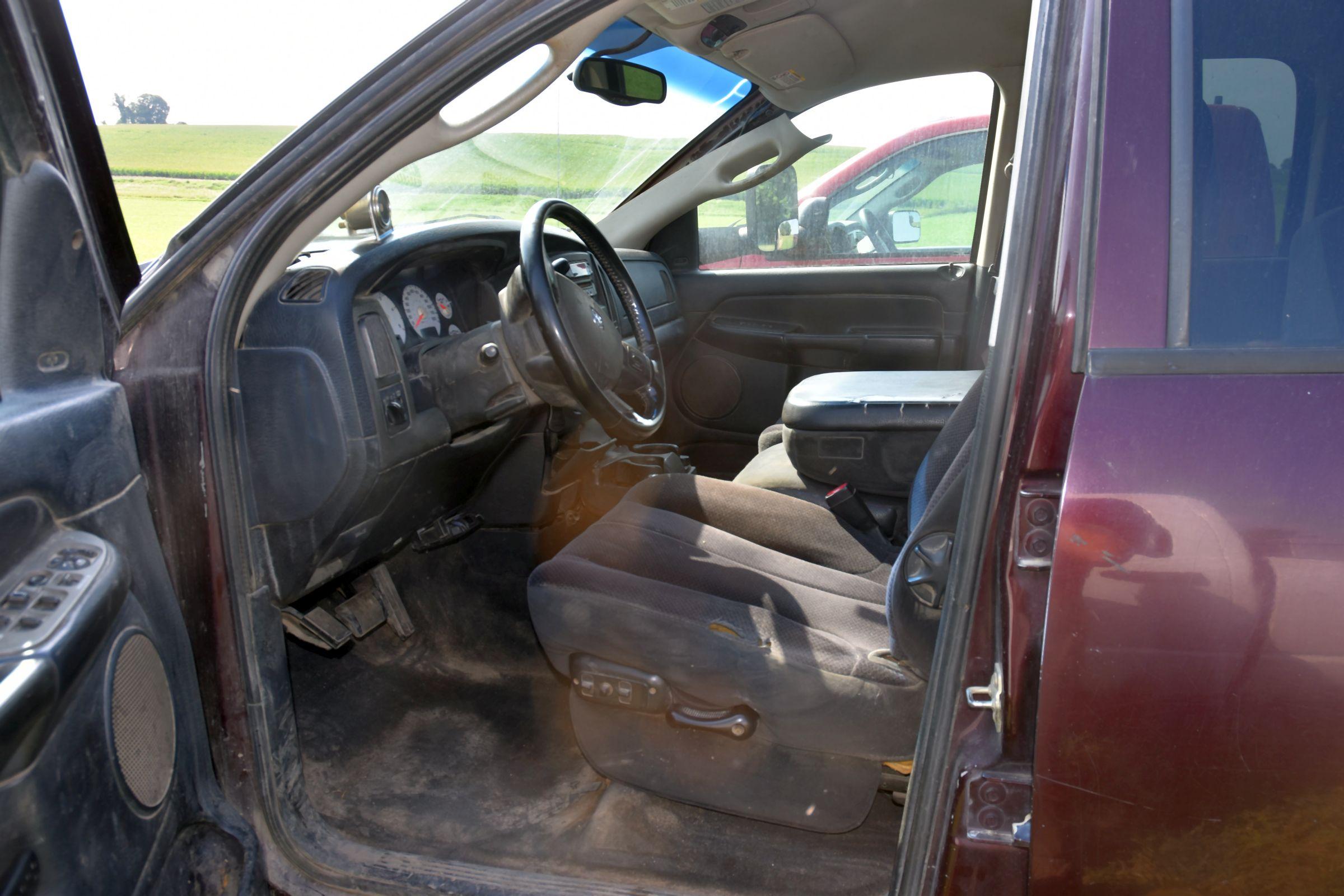 2004 Dodge Ram 2500, 5.9L Cummins Diesel, Auto, 317,698 Miles, 4x4, With 7’ Eagle American Aluminum