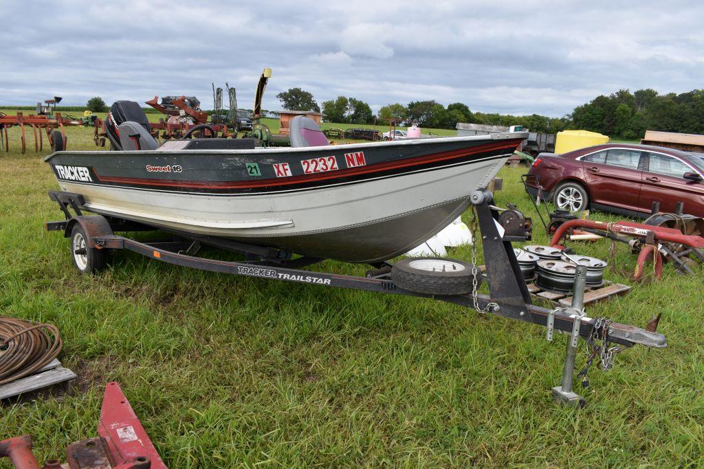 1990 Bass Tracker Boat & Trailer With  A 1997  Mercury 40hp Motor,Front Trolling Motor,  Console, Bo