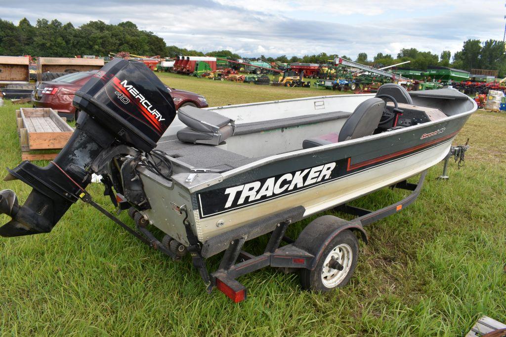 1990 Bass Tracker Boat & Trailer With  A 1997  Mercury 40hp Motor,Front Trolling Motor,  Console, Bo
