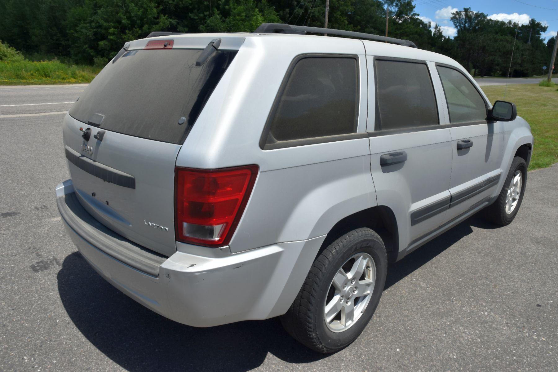 2005 Jeep Grand Cherokee 4x4, 4 Door, Full Power, 146,215 Miles, Gray