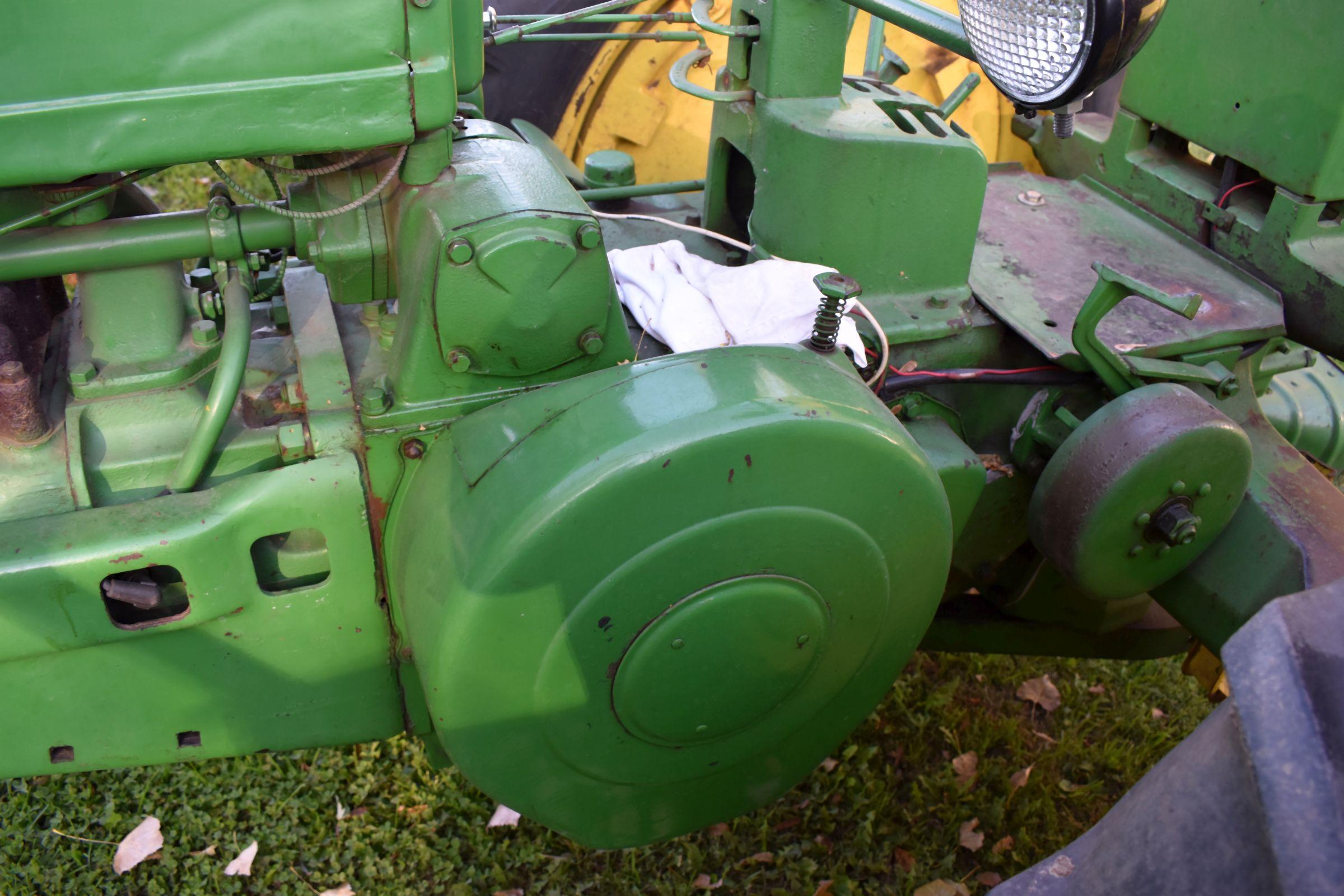 John Deere B Tractor, Elec Start, Older Restoration, N/F, Runs Good, 11.2x38 Tires, 540PTO, SN: B857