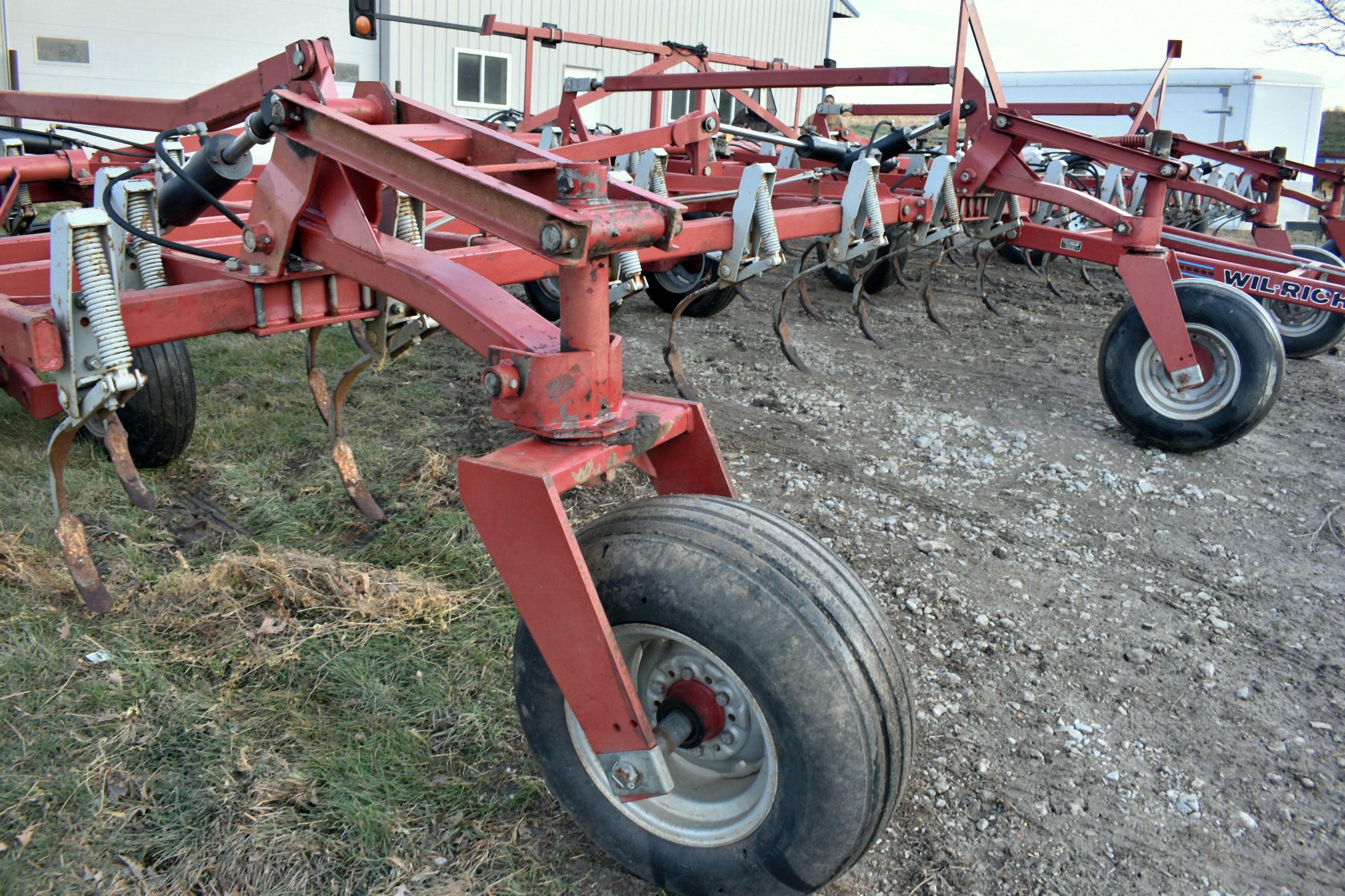 WilRich Quad 5 Field Cultivator, 46.5’ 4 Bar Harrow, Gauge Wheels, Walking Tandems All Around, SN: 4